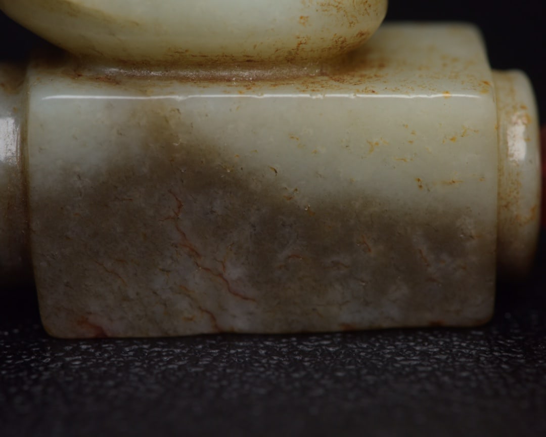 Old Chinese Hetian Jade Cicada Pendant - 8