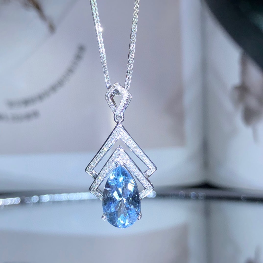 14K GOLD 2.25 CT NATURAL AQUAMARINE & DIAMOND PENDANT - 5
