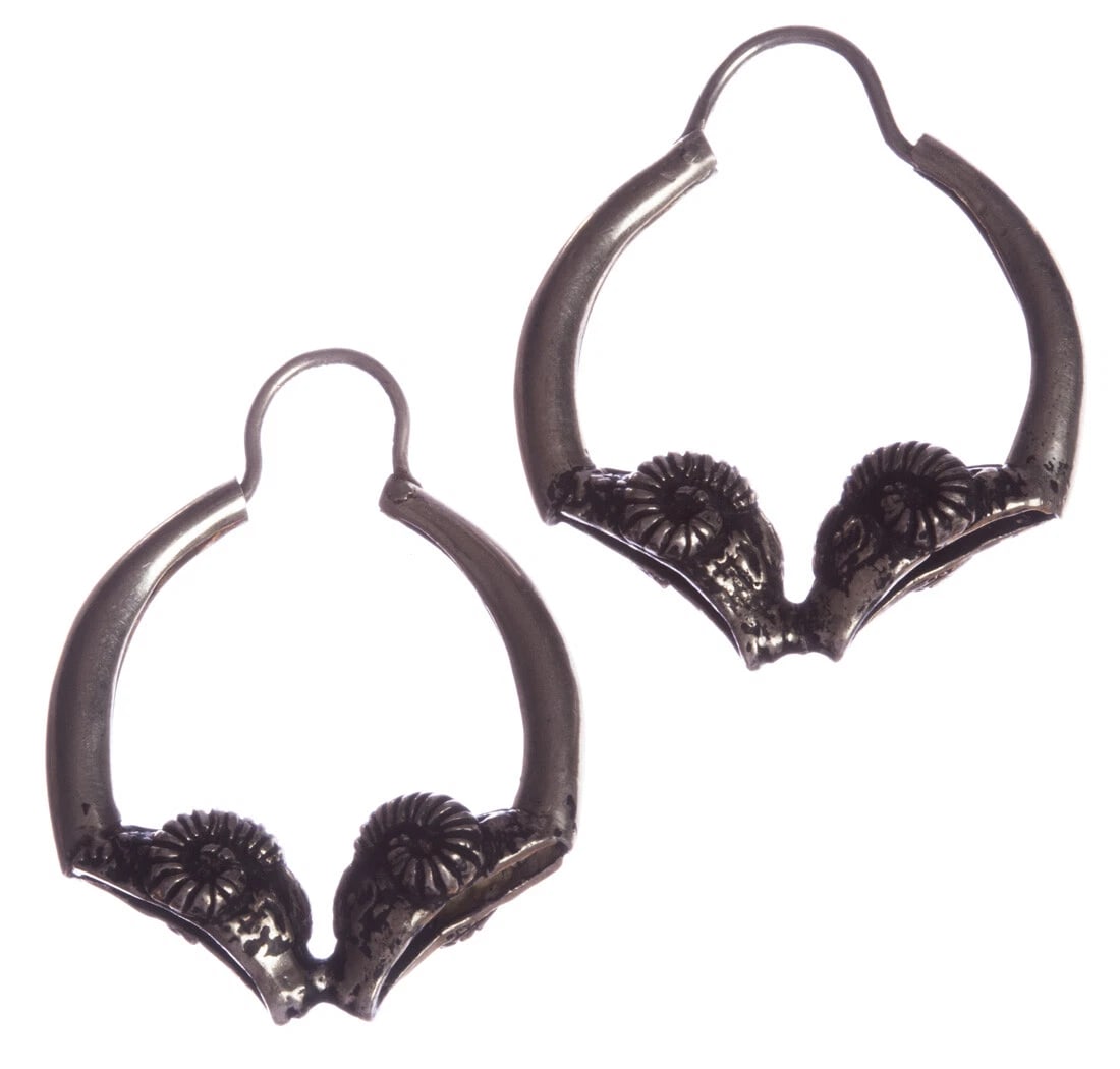 Sterling Silver Small Double Headed Ram Hoop Earrings with Antique Finish (1 of 5)