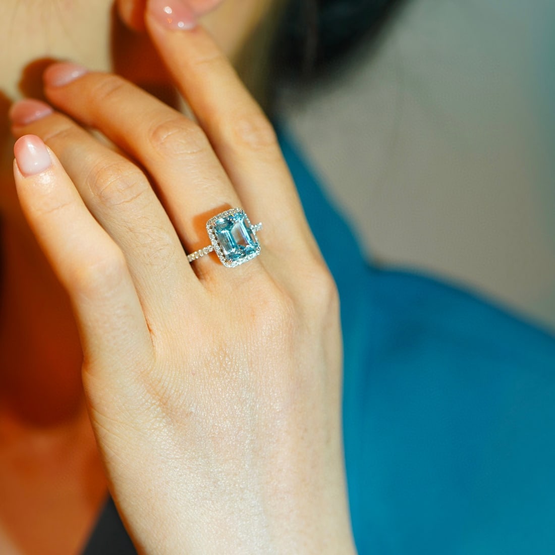 14K GOLD 3 CT NATURAL AQUAMARINE & DIAMOND RING - 7