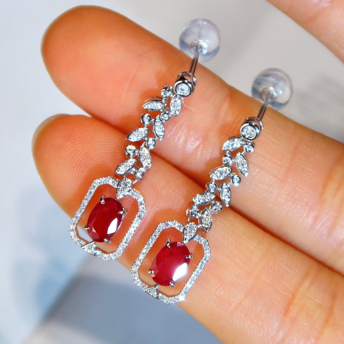 14K GOLD 1 CT NATURAL RUBY & DIAMOND EARRINGS: Title:14K GOLD 1 CT NATURAL RUBY & DIAMOND EARRINGSDescription:Ref:230528205Gold Content:14K GoldMain Gemstone:RubyNumber of stones:2Shape:OvalCarat Weight:1ct Color:PigeonBlood