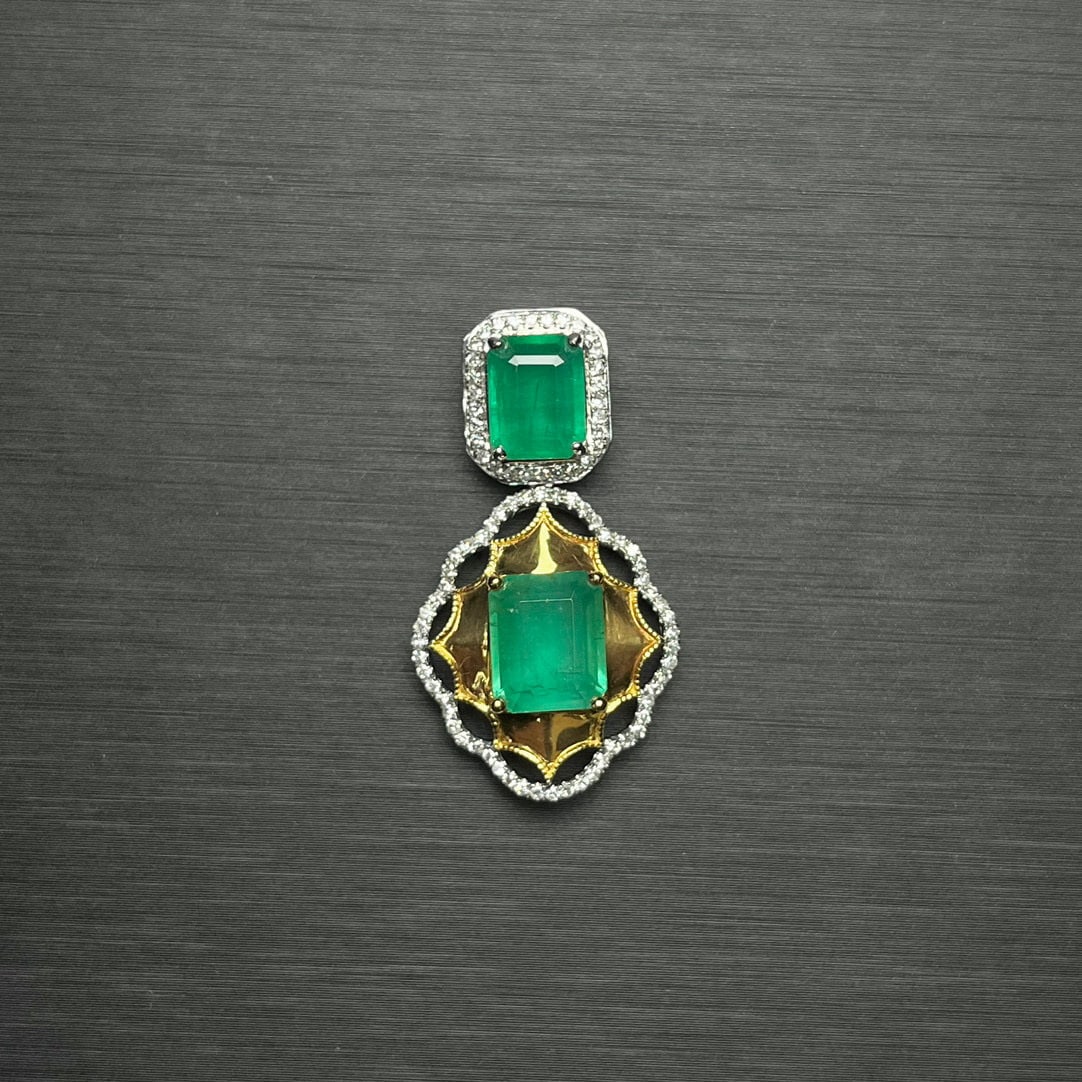 14K GOLD 4.20 CT NATURAL EMERALD & DIAMOND PENDANT - 2