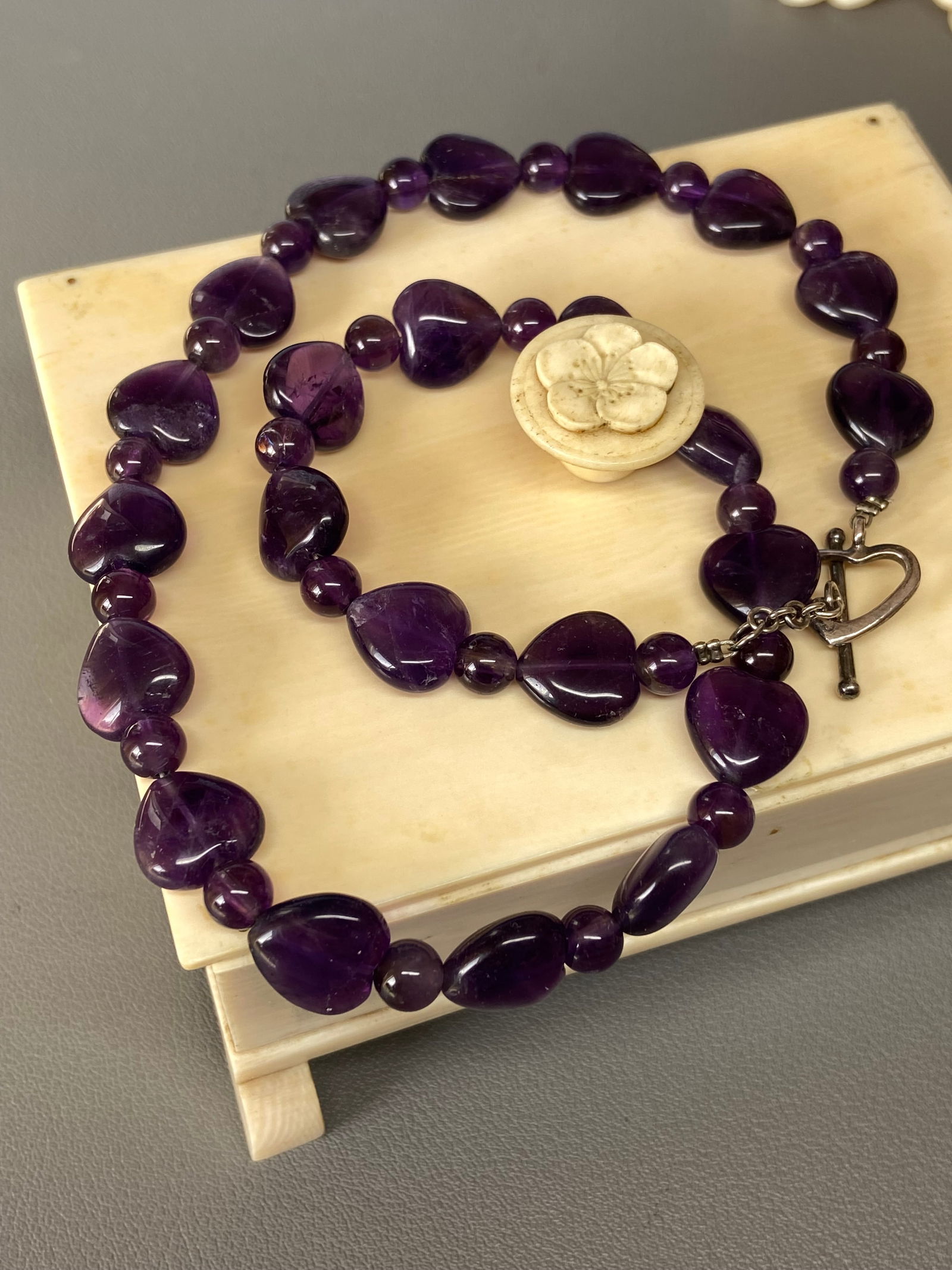 Vintage Royal Purple Amethyst Heart Bead Necklace - 7
