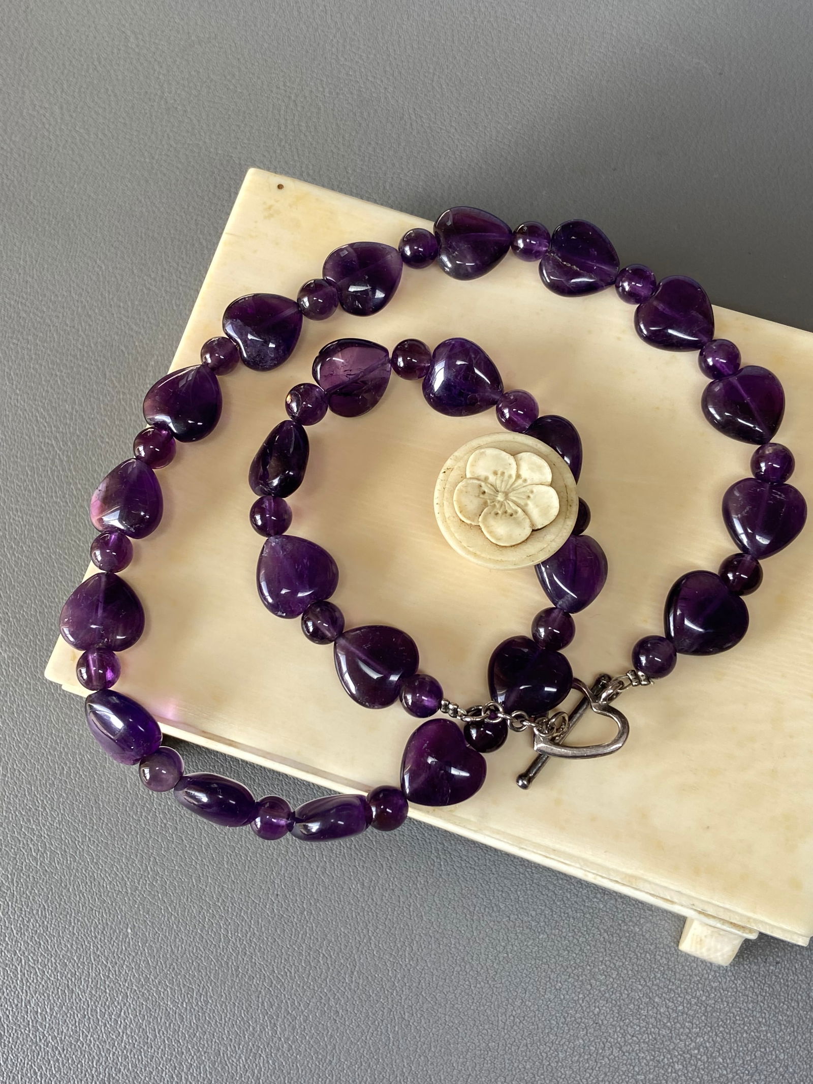 Vintage Royal Purple Amethyst Heart Bead Necklace - 8