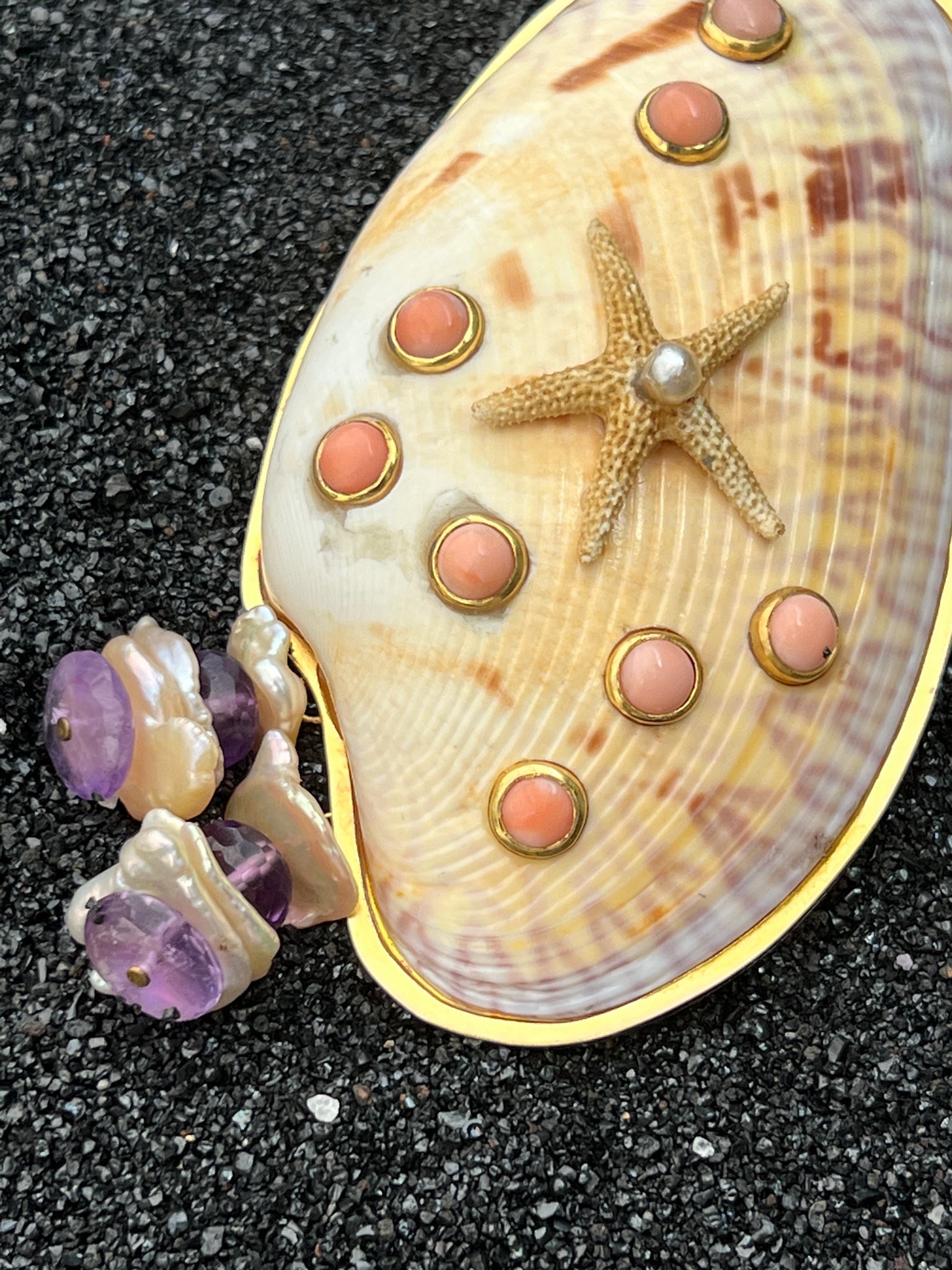 Callista Shell Brooch with Coral Cabochons and Seastar - 3