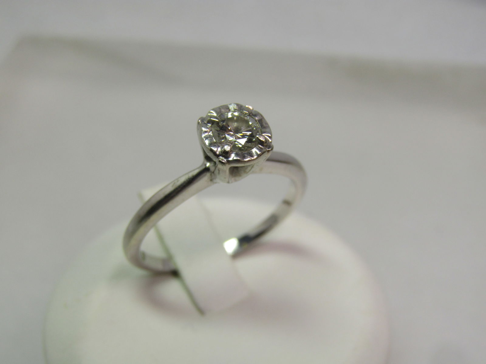 Vintage 14kt Diamond Engagement Ring, Sz. 8.25 White Gold, .27 CTW, 1950's-1960's - 2