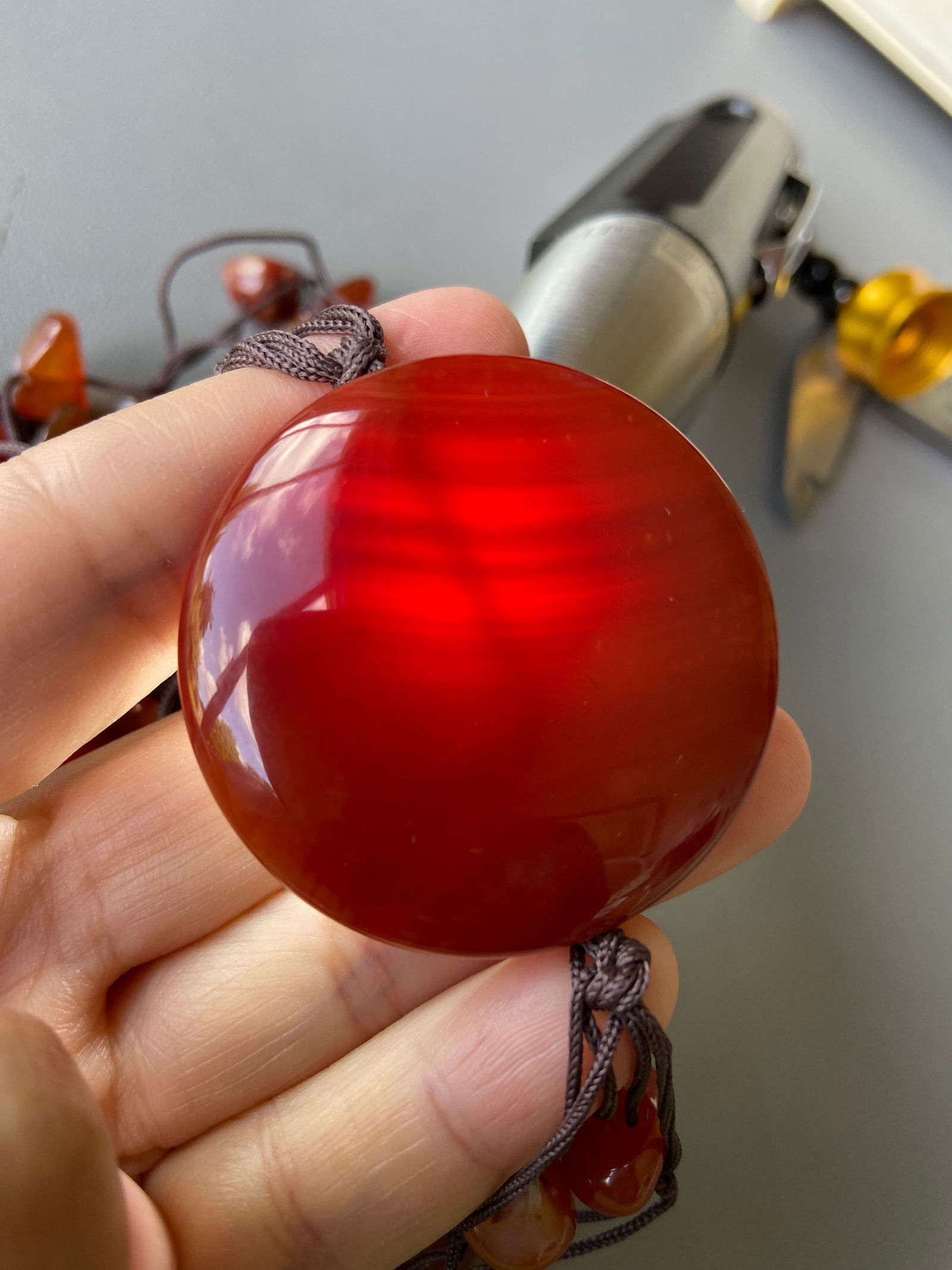 Vintage Elegant Red Agate Cornelian Necklace with Statement Pendant - 12