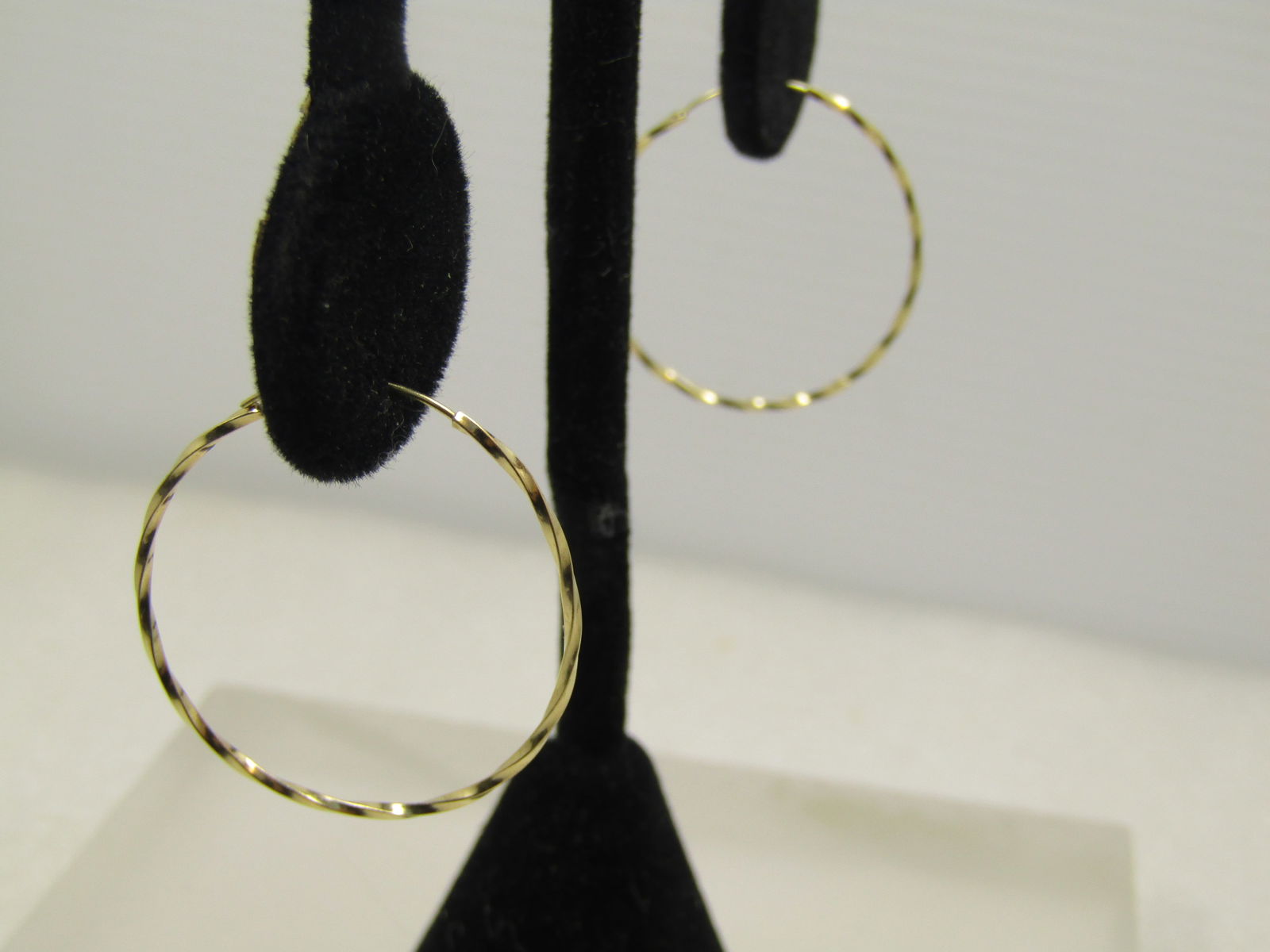 Vintage 14kt Twisted Hoop Earrings, 1-1/8", 1970's-1980's - 2