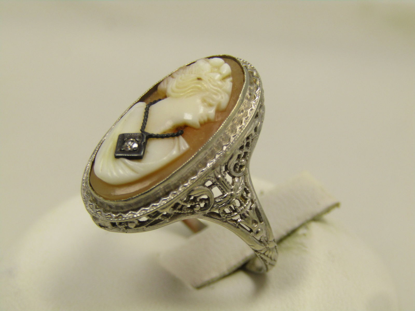 Vintage 14kt Cameo Diamond Ring, Sz. 6.75, Early 1900's - 3