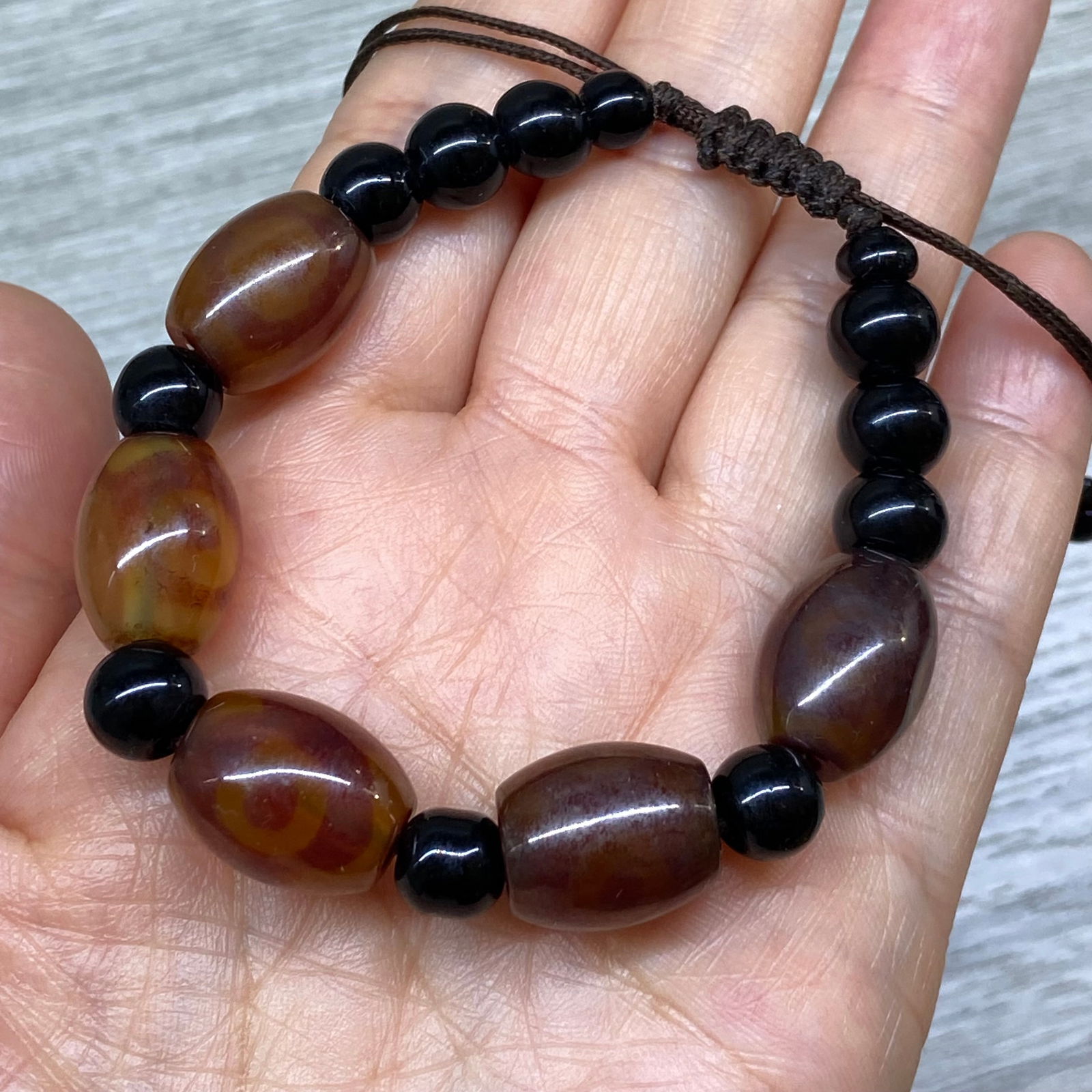 Peking Glass Agate-Inspired Dzi Bead Bracelet with Adjustable Cord - 4