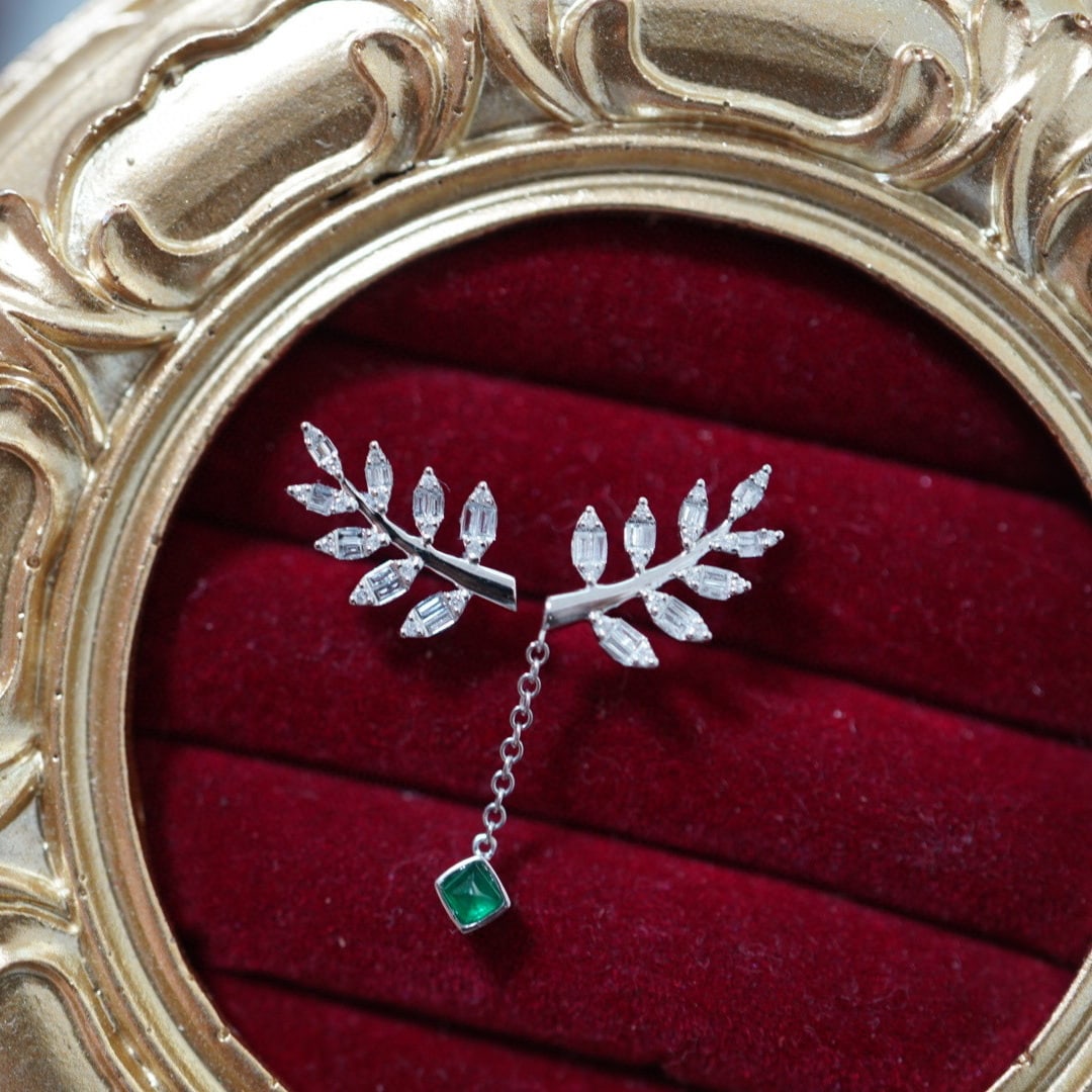 14K GOLD 0.40 CTW NATURAL EMERALD & DIAMOND EARRINGS - 2