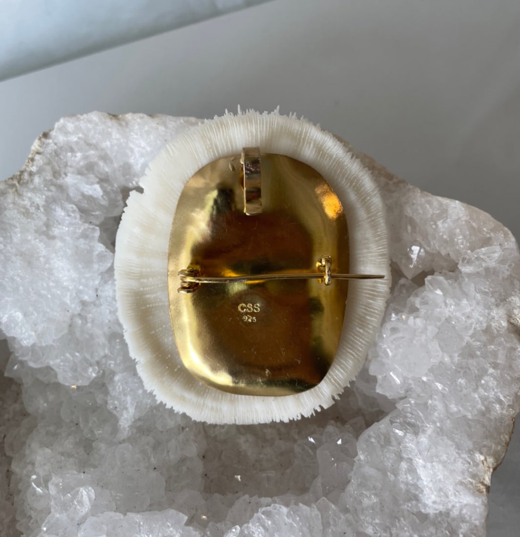 Mushroom Coral Gemstone Brooch - 2