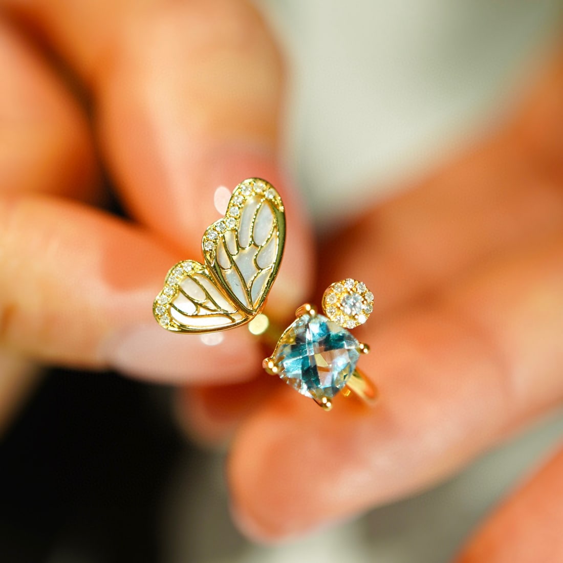 14K GOLD 0.9 CT NATURAL AQUAMARINE & DIAMOND RING - 3