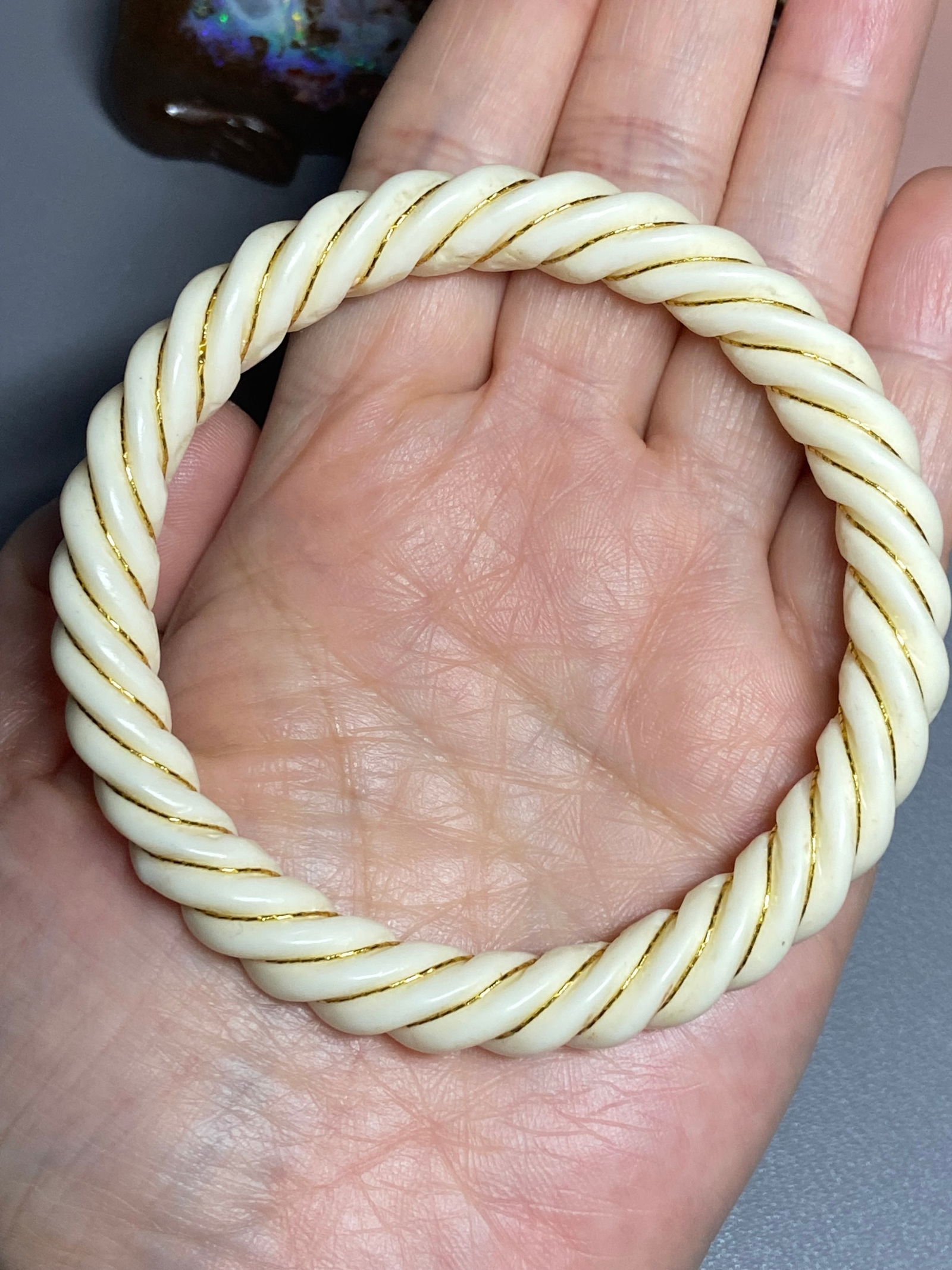Vintage 14ct Gold Carved Bone Rope Bangle Twisted Spiral Bangle - 10