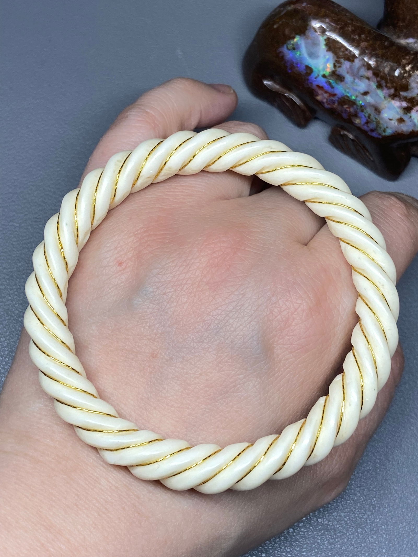 Vintage 14ct Gold Carved Bone Rope Bangle Twisted Spiral Bangle - 8