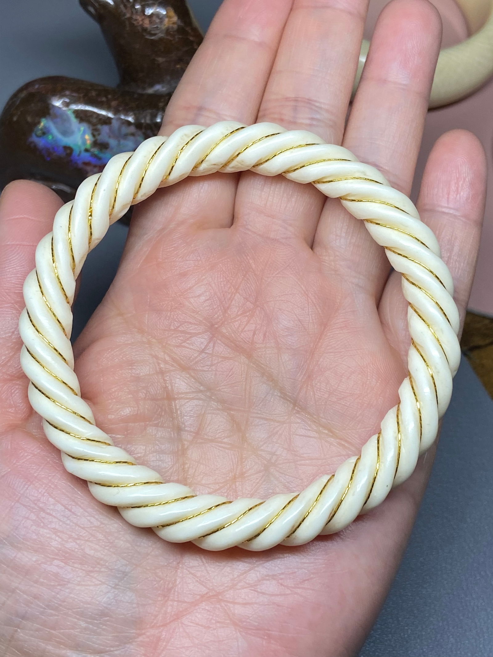 Vintage 14ct Gold Carved Bone Rope Bangle Twisted Spiral Bangle - 9