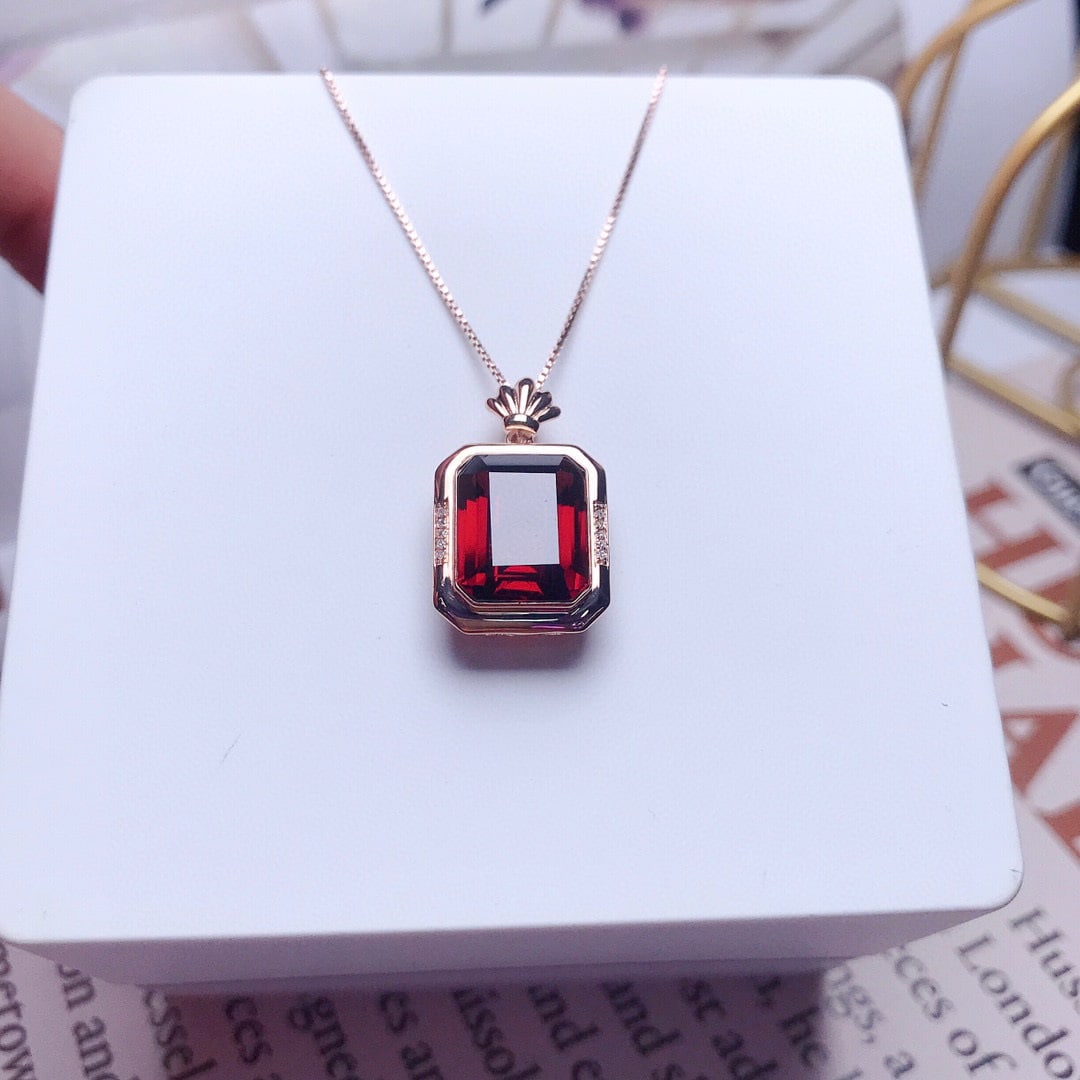 14K GOLD 6.00 CT NATURAL GARNET & DIAMOND PENDANT - 2