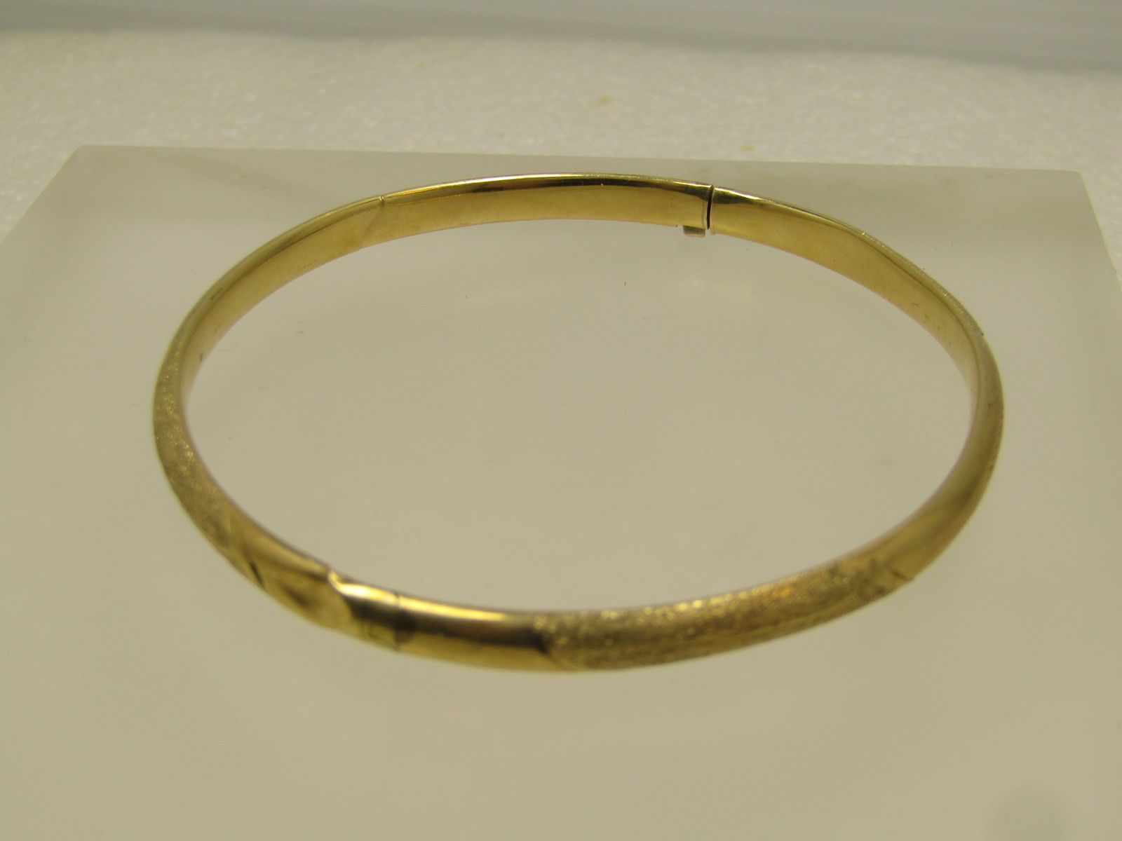 Vintage 10kt Hinged Bangle Bracelet, 7.5" 1940's-1950's - 7