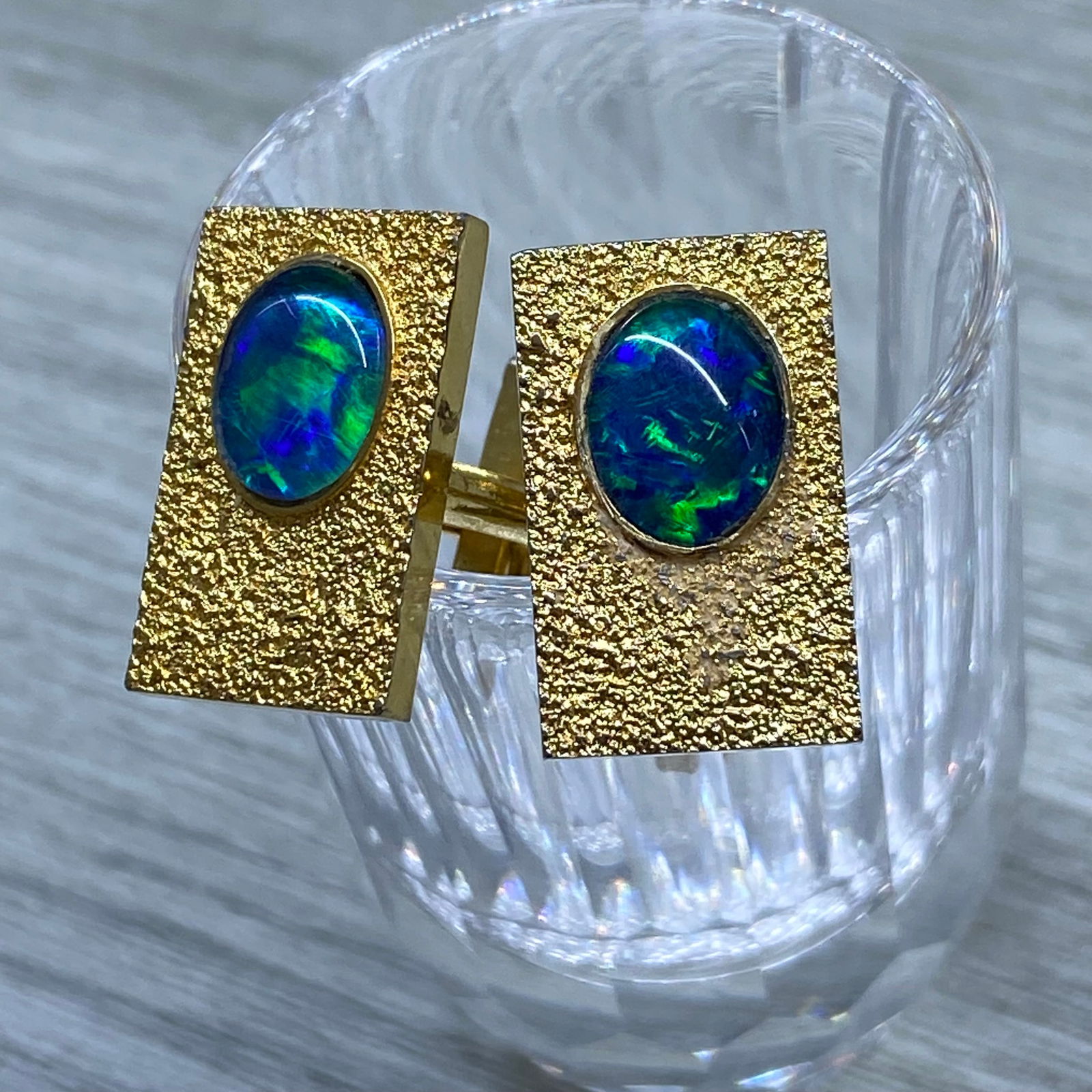 Vintage Gold-Tone Cufflinks with Oval Opalescent Stones - 6