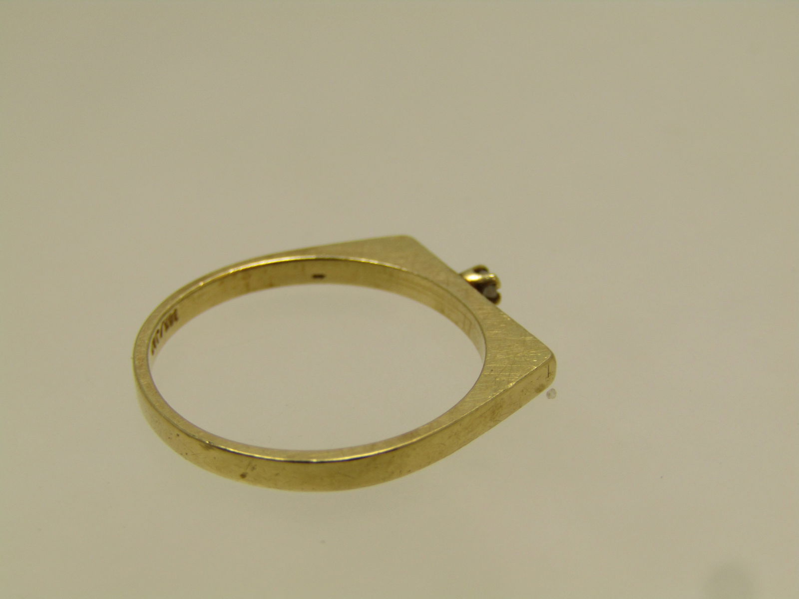 Vintage 14kt Gold Diamond Ring, Sz. 5, Flat Top, Signed JAD, 1980's - 4