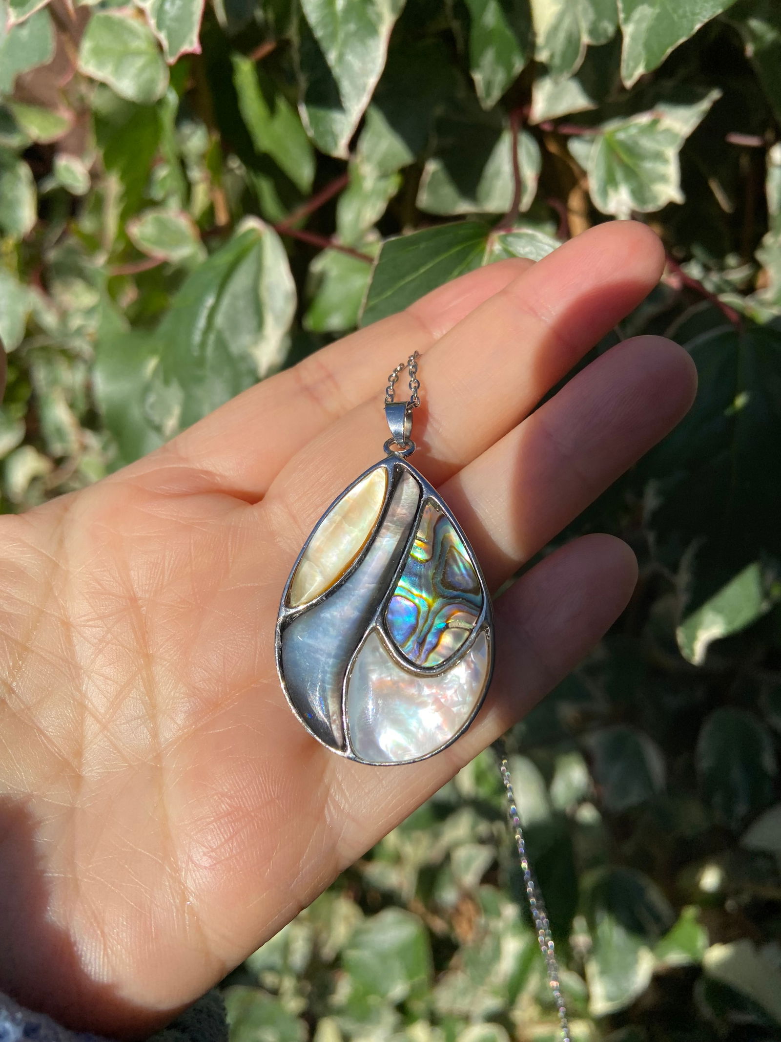 Natural Mother Of Pearl And Abalone Shell Pendant Necklace - 6
