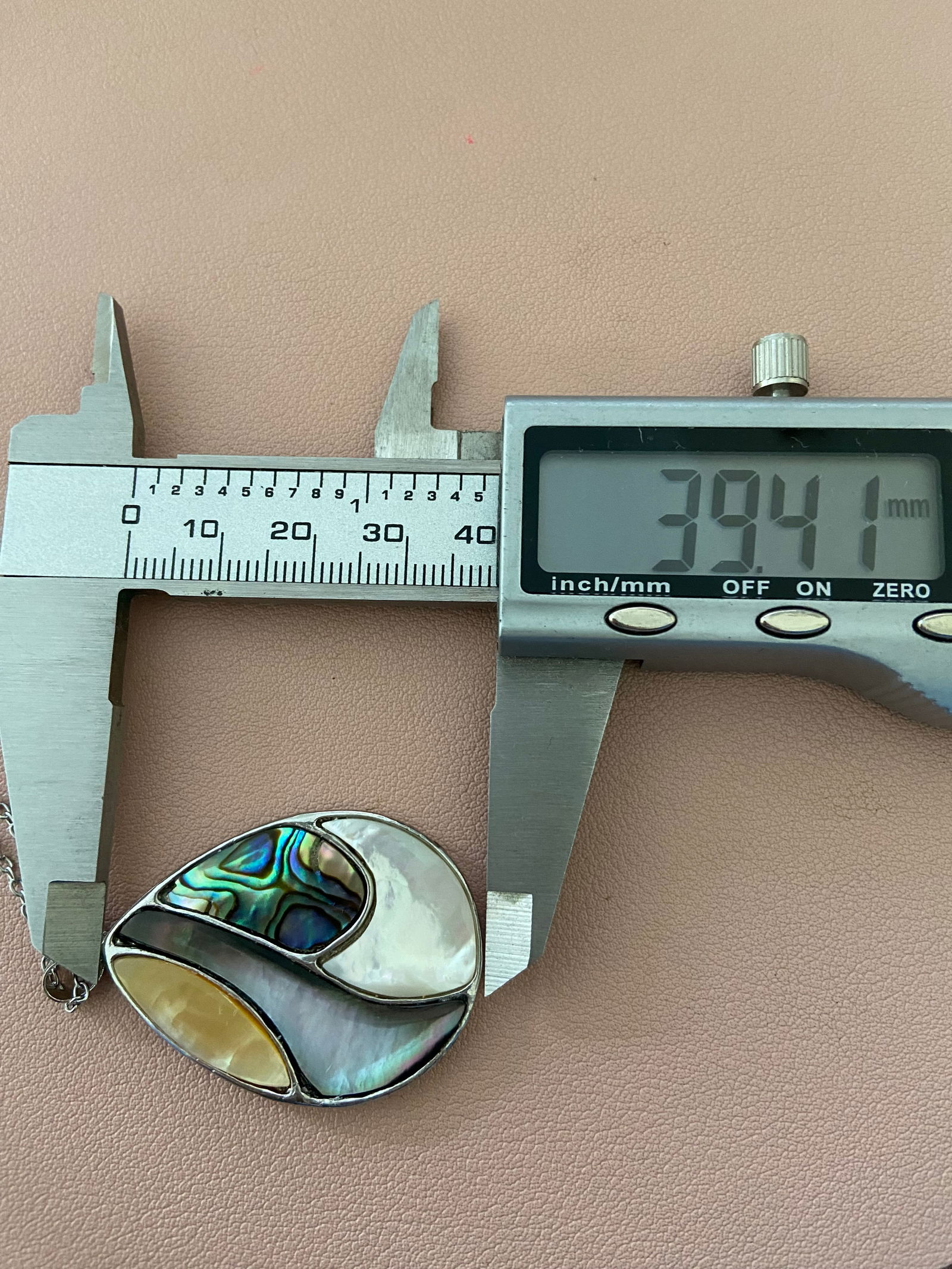 Natural Mother Of Pearl And Abalone Shell Pendant Necklace - 8