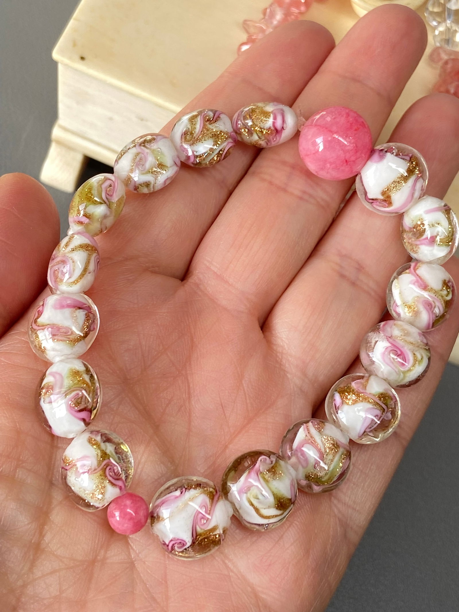 Pair of Murano Gold Foil Glass and Natural Strawberry Quartz Elastic Bracelets - 5