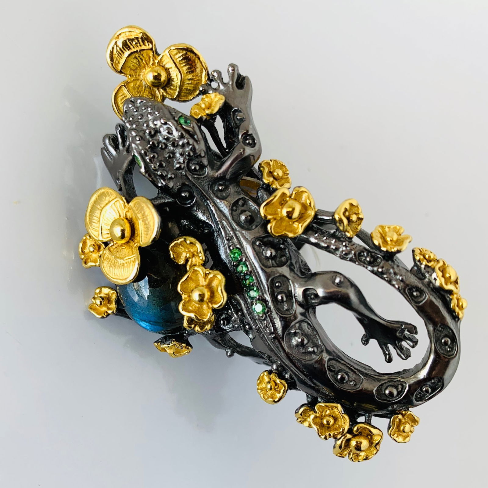 Big Lizard Party Ring (1 of 4)