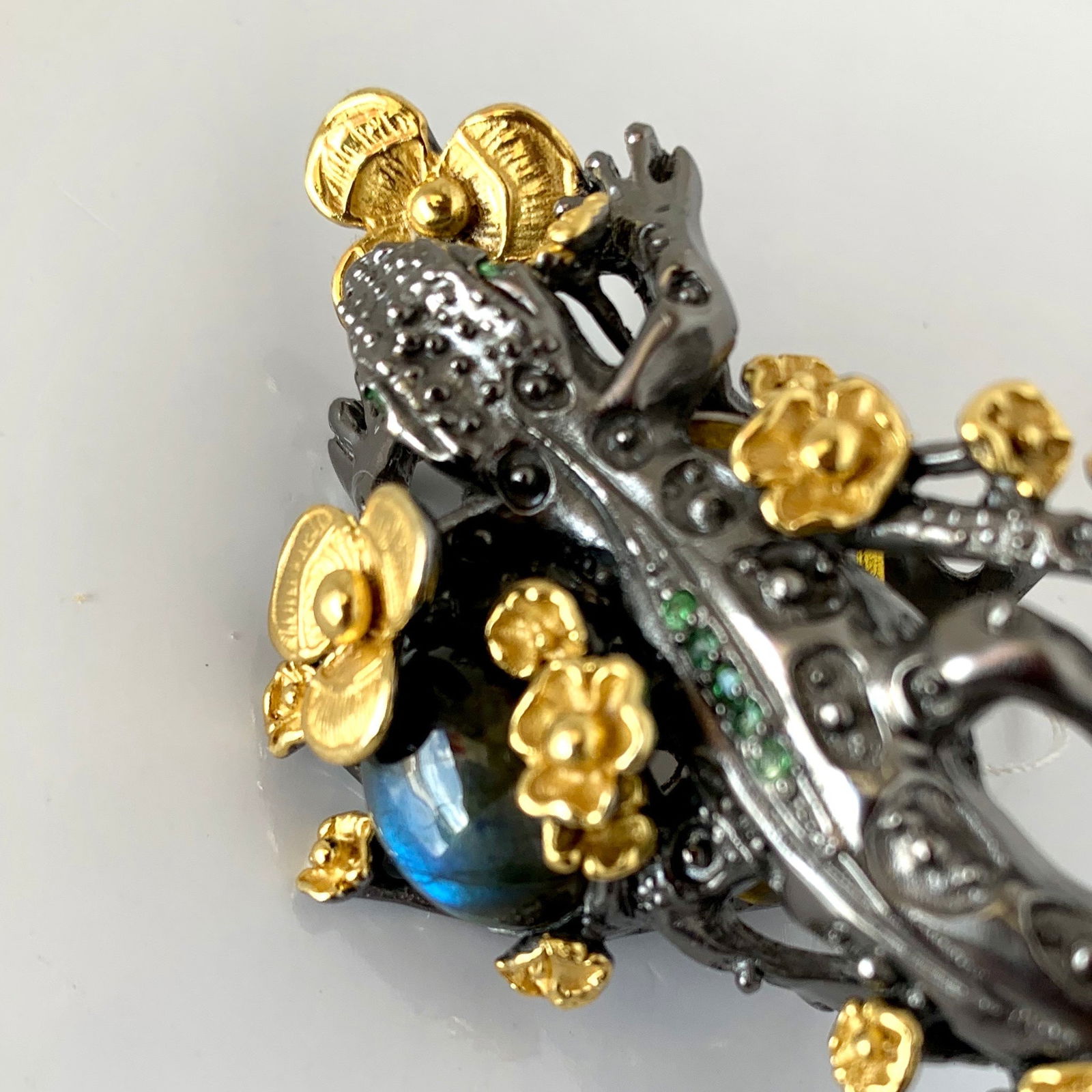 Big Lizard Party Ring - 2