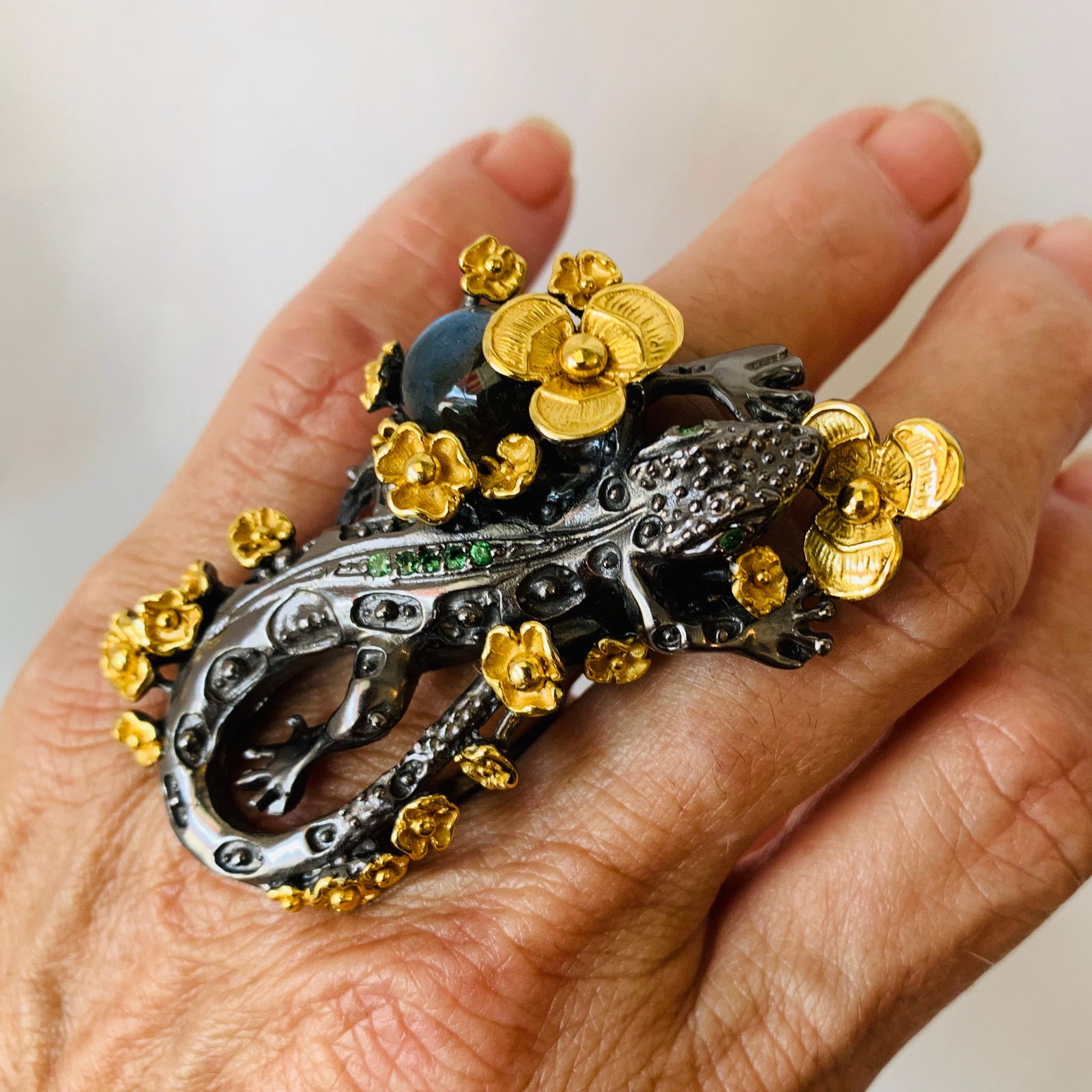 Big Lizard Party Ring - 4