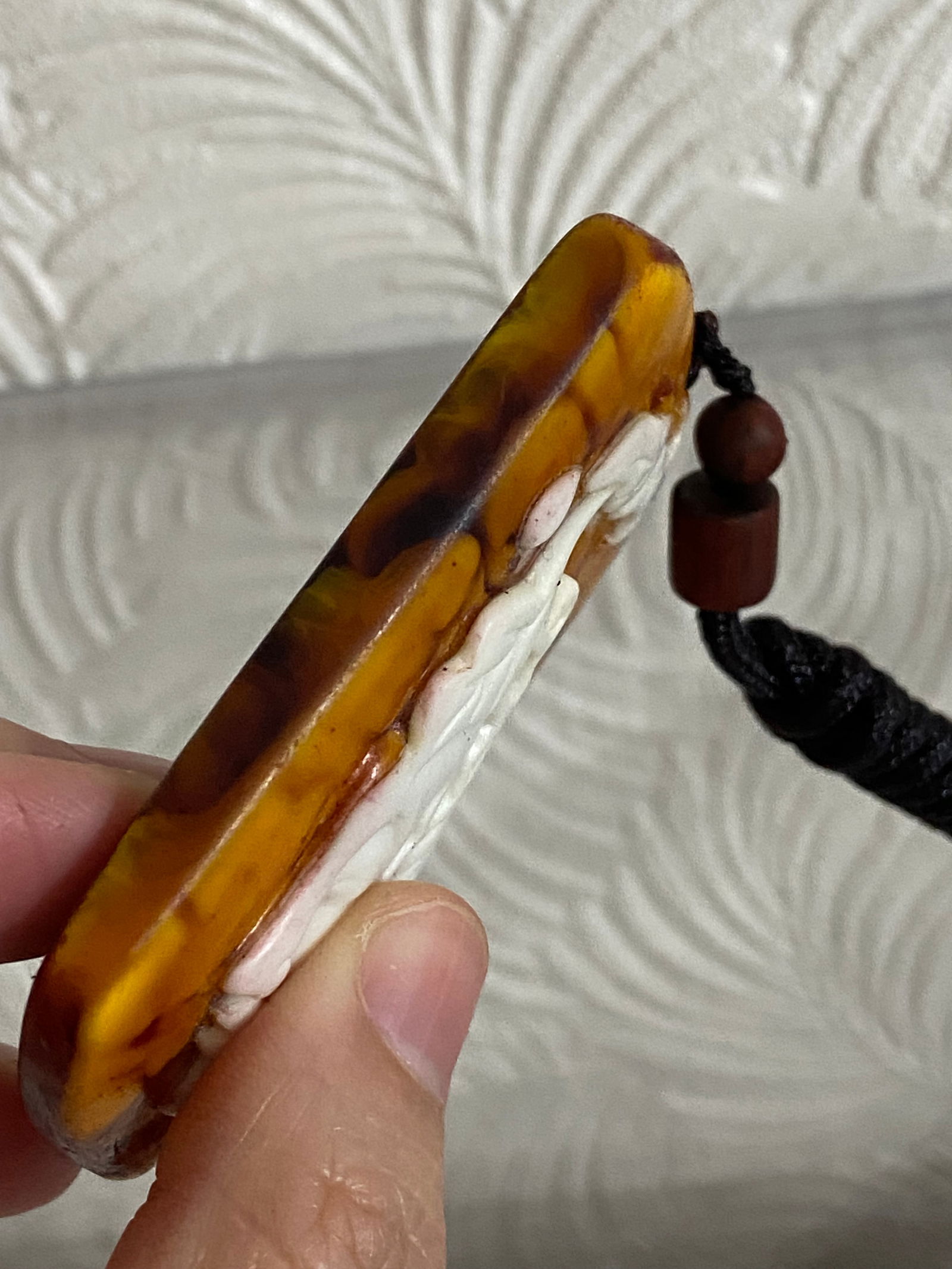 Oud Wood Scented Kuanyin Buddha Amulet Pendant Necklace - 2