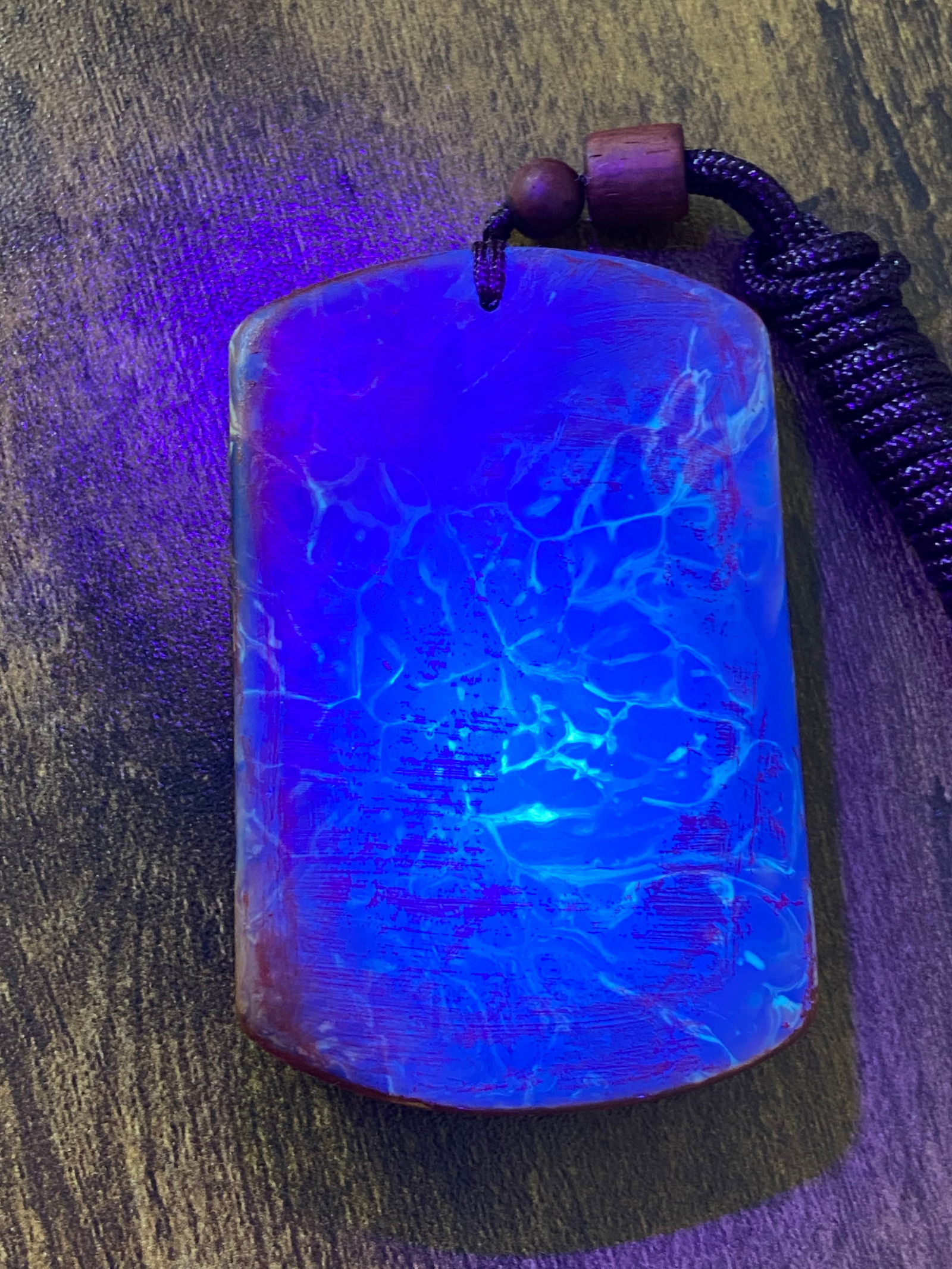 Oud Wood Scented Kuanyin Buddha Amulet Pendant Necklace - 7