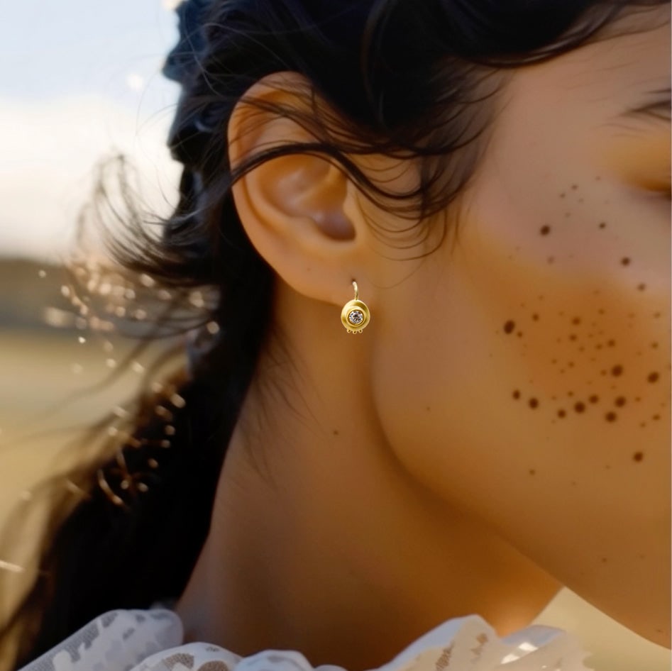 Oro 18K Gold Large Diamond Hook Earring - 9