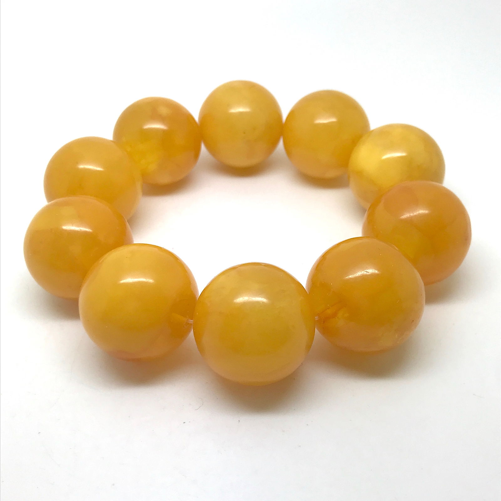 Fascinating Vintage Amber Bracelet made from Round Amber beads (1 of 8)