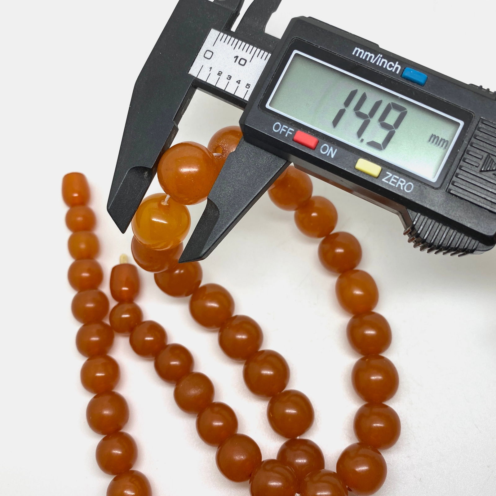 Incredible Vintage Amber Necklace made from Round Amber beads - 7