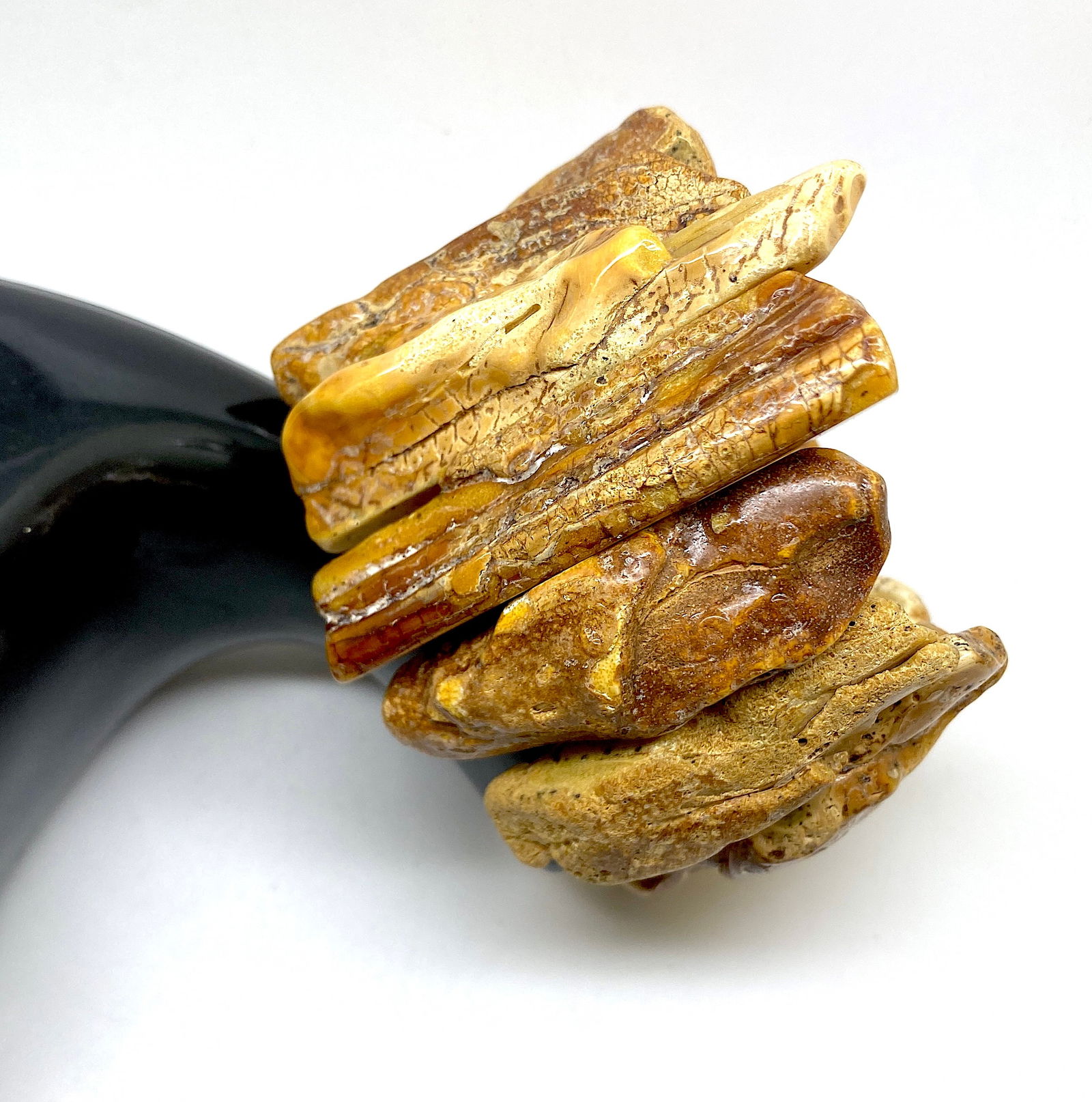 Grand Vintage Amber Bracelet made from Rectangle shaped Amber beads (1 of 14)