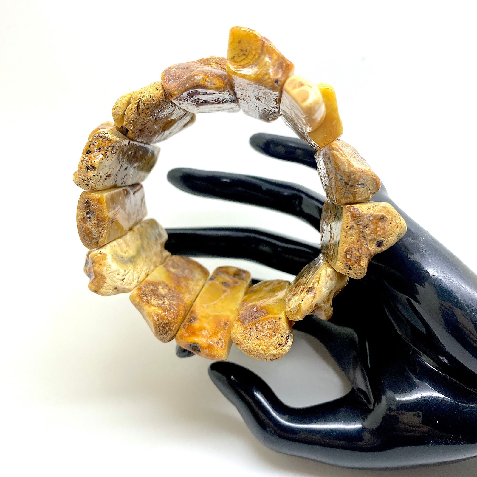 Grand Vintage Amber Bracelet made from Rectangle shaped Amber beads - 3