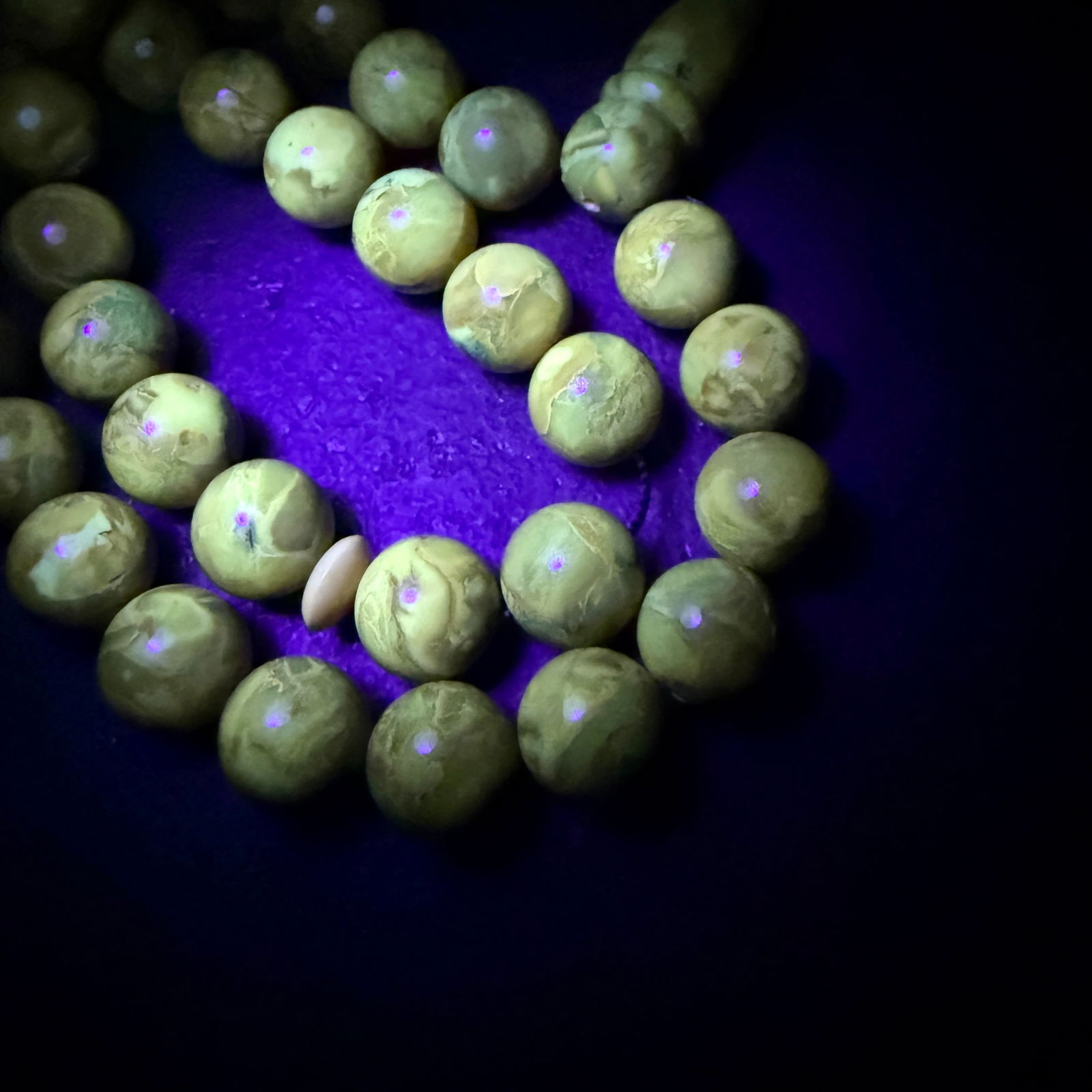 Phenomenal Vintage Amber Tesbih made from Round Amber beads - 8