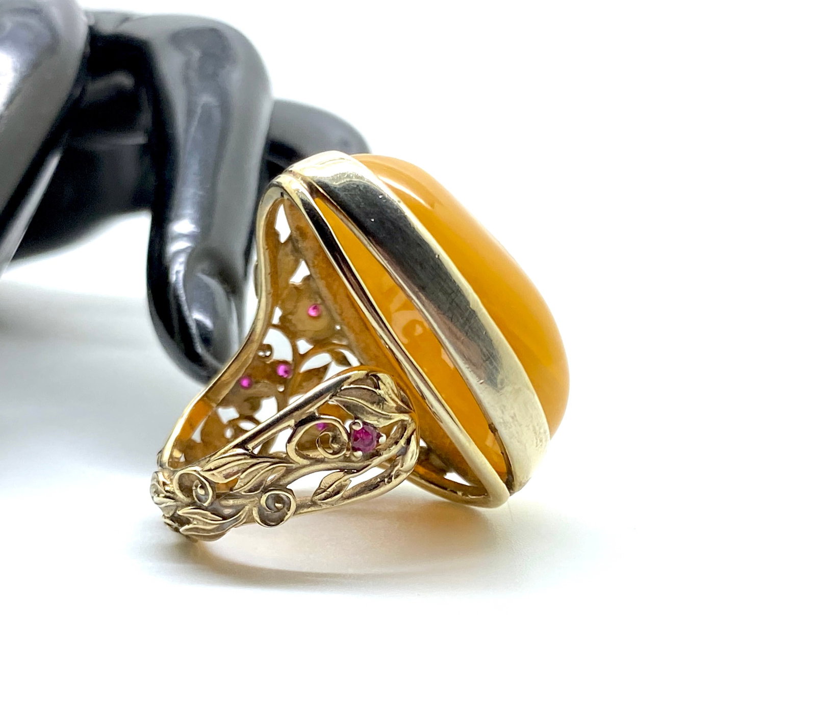 Unique and Beautiful Amber Ring with Garnets - 5