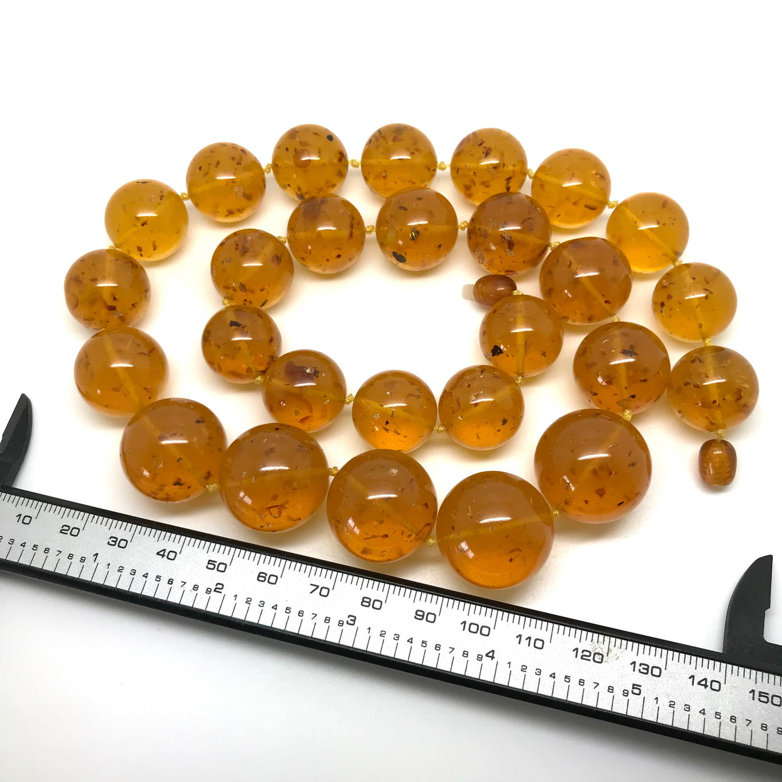 Marvellous Vintage Amber Necklace made from Round Amber beads - 6