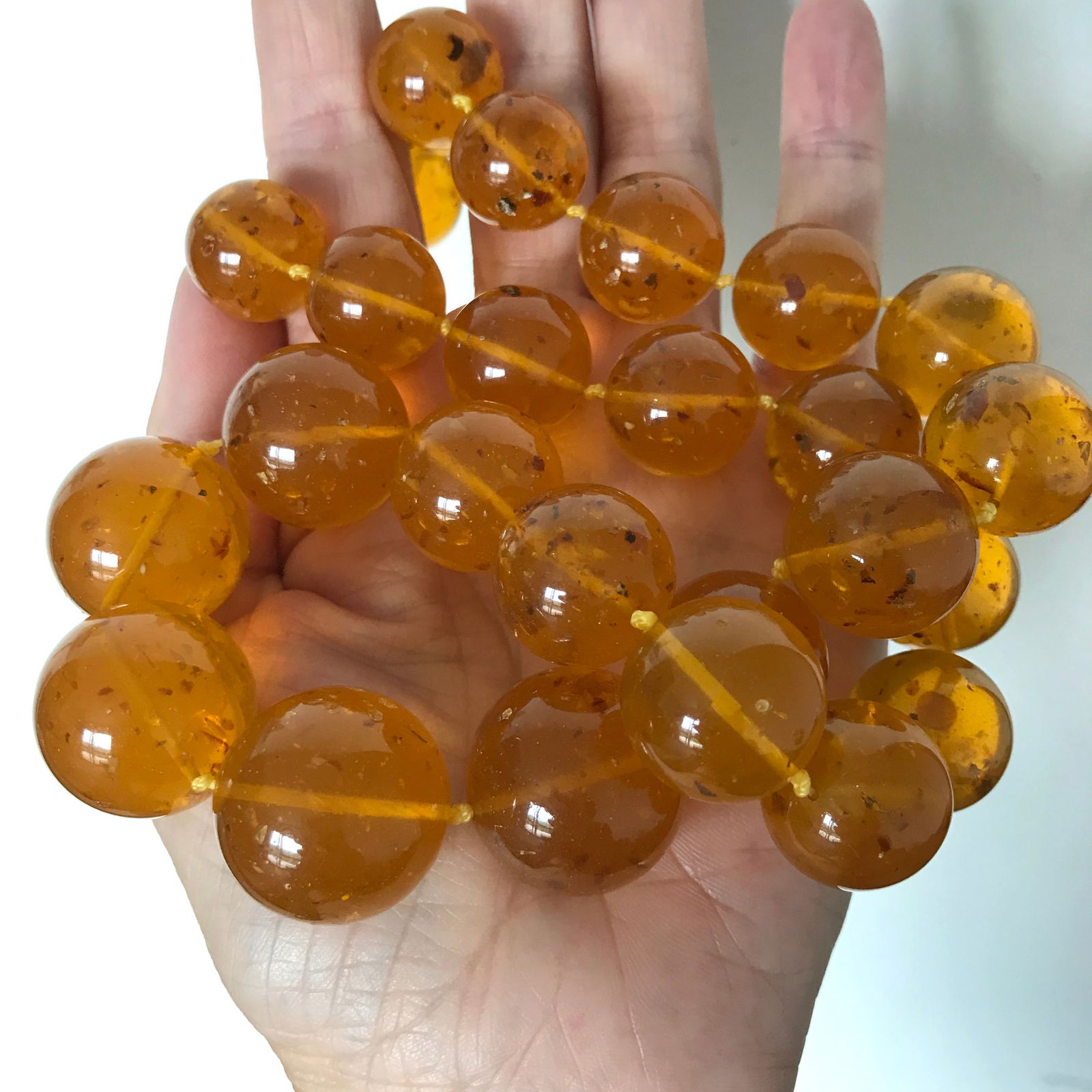 Marvellous Vintage Amber Necklace made from Round Amber beads - 8