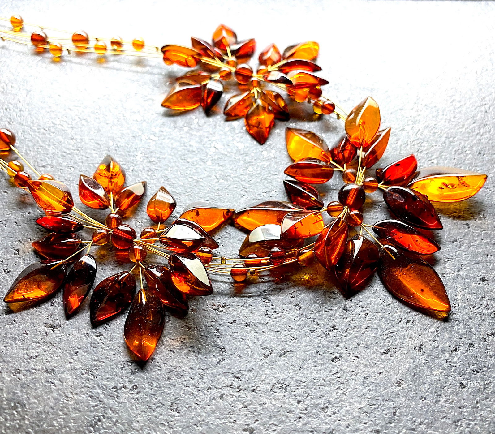 Stunning Amber Floral Necklace made from leaf like bead ornaments - 4