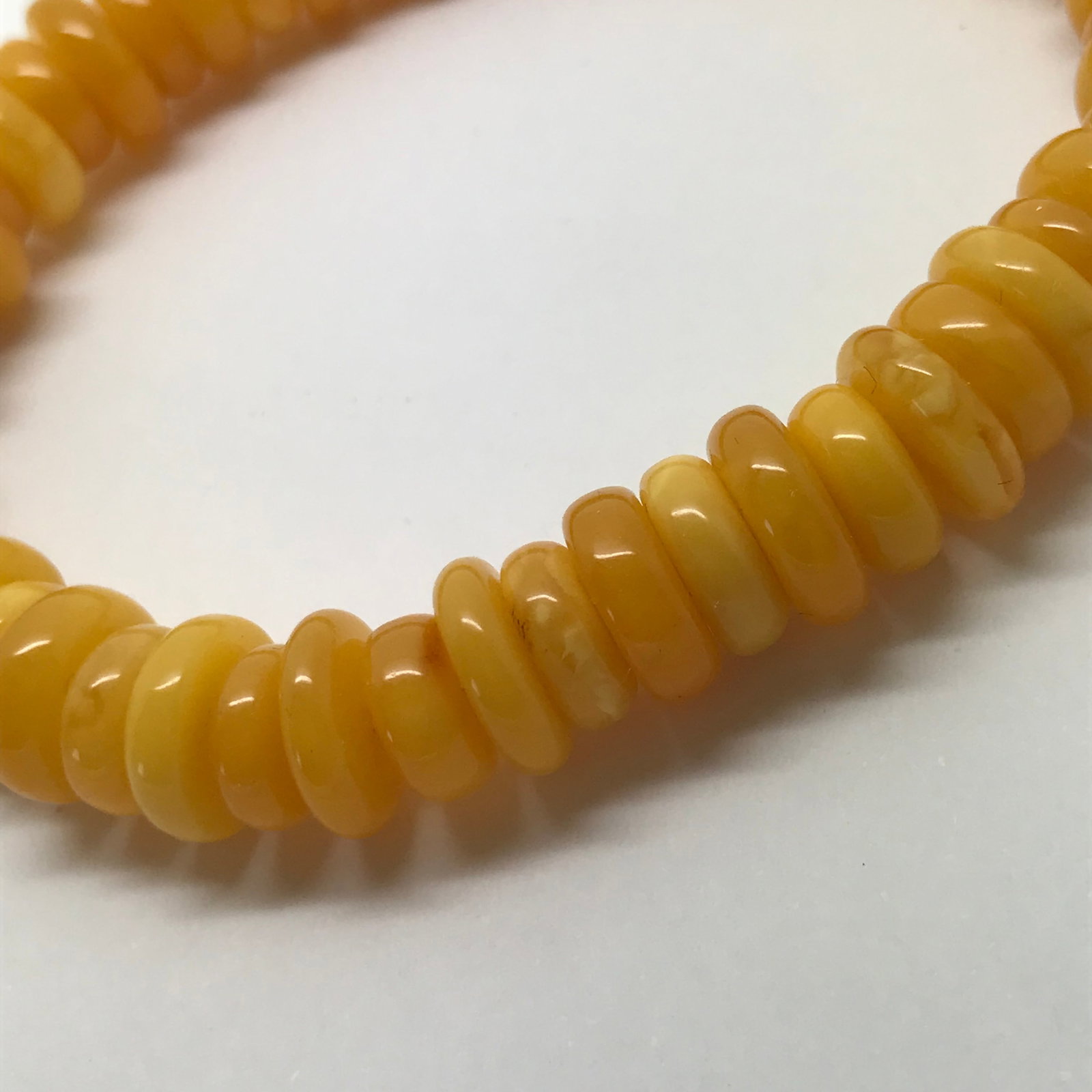 Unique and Remarkable Amber Bracelet made from Barrel shaped Amber beads - 9