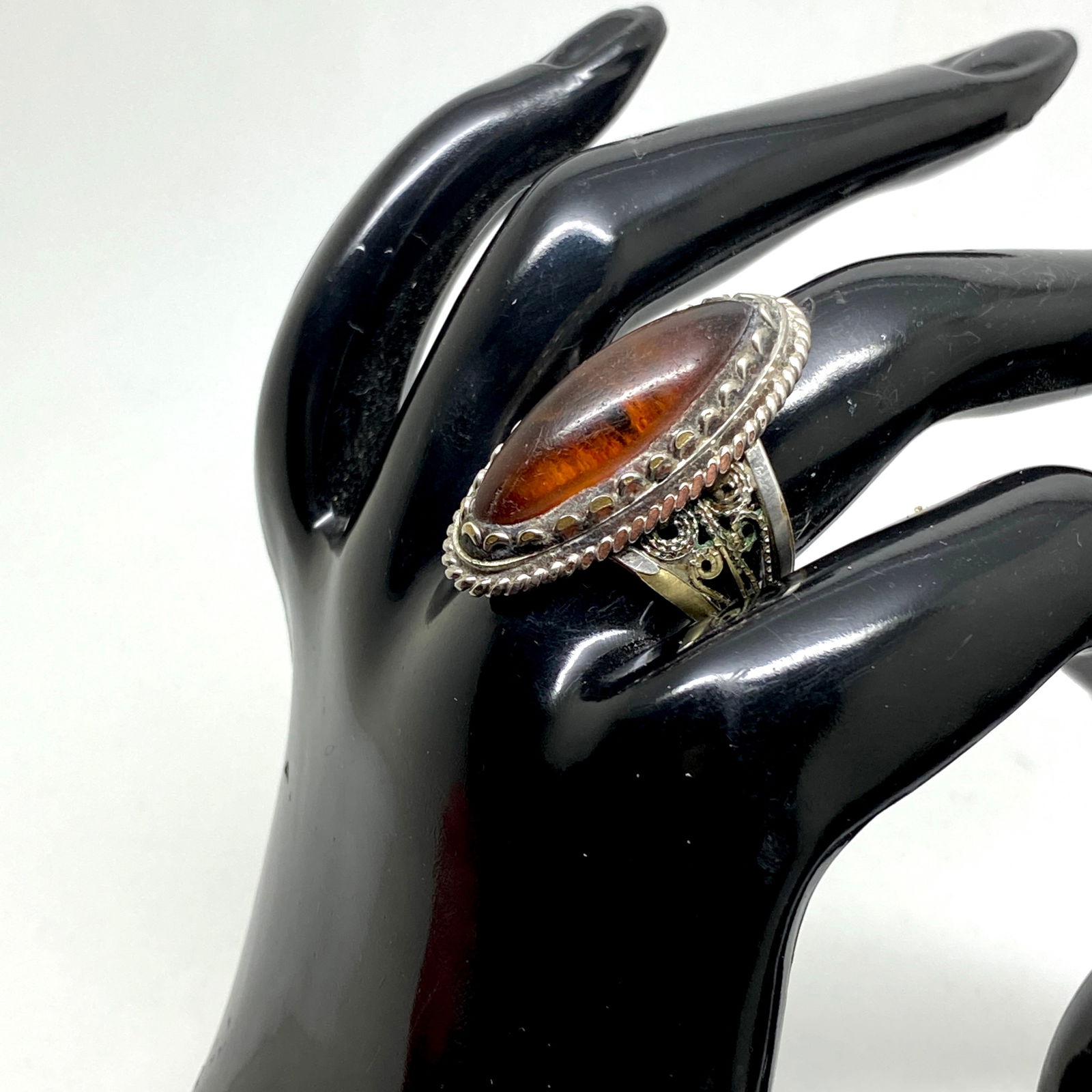 Fascinating Vintage Amber Ring - 2