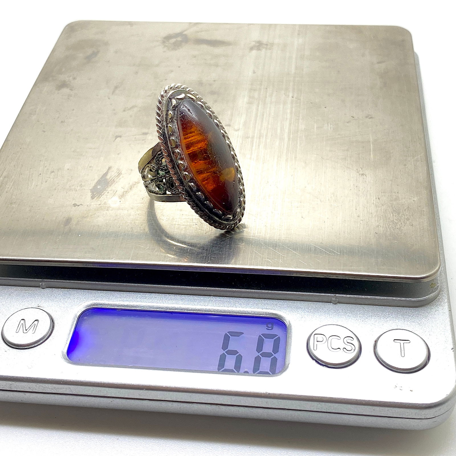 Fascinating Vintage Amber Ring - 5