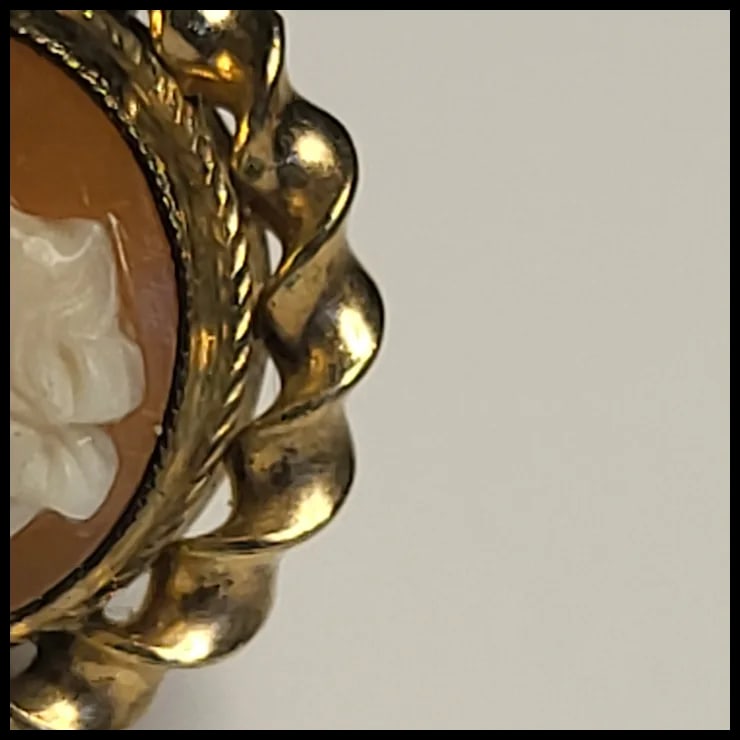 Vintage Ornate Shell Filigree Cameo Earrings - 4