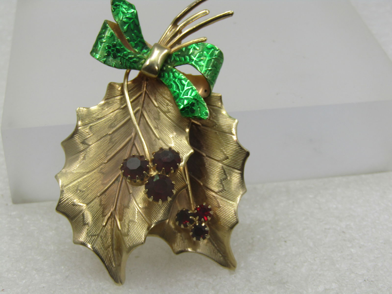Vintage Enameled Rhinestone Holly Brooch Signed St. Labre, 1960's - 3