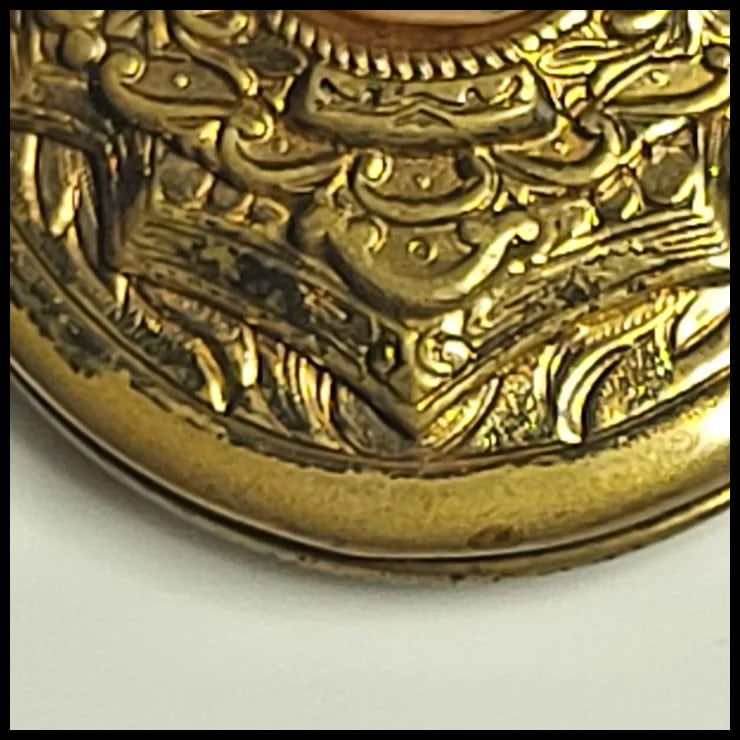 Large Ornnate Vintage Cameo Locket/Pendant - 4