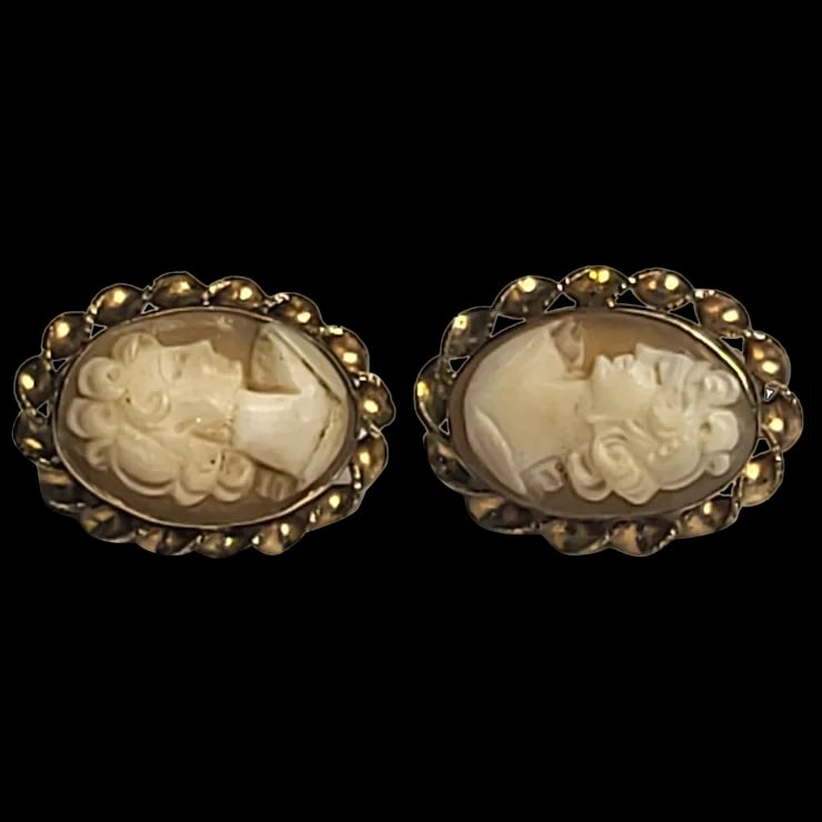 Vintage Van Dell Filigree Screw Back Cameo Earrings (1 of 8)