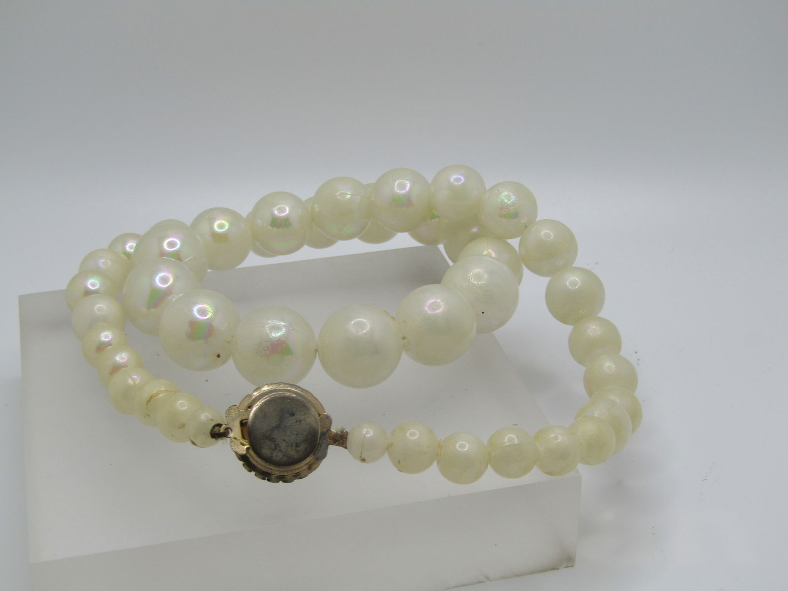 Vintage Iridescent Faux Pearl Necklace, Graduated, 23", Blox Clasp, 1940's-1950's - 6